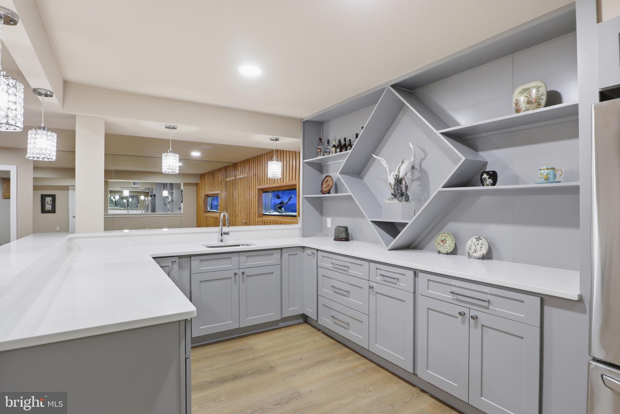 SADDLE RIDGE - Residential