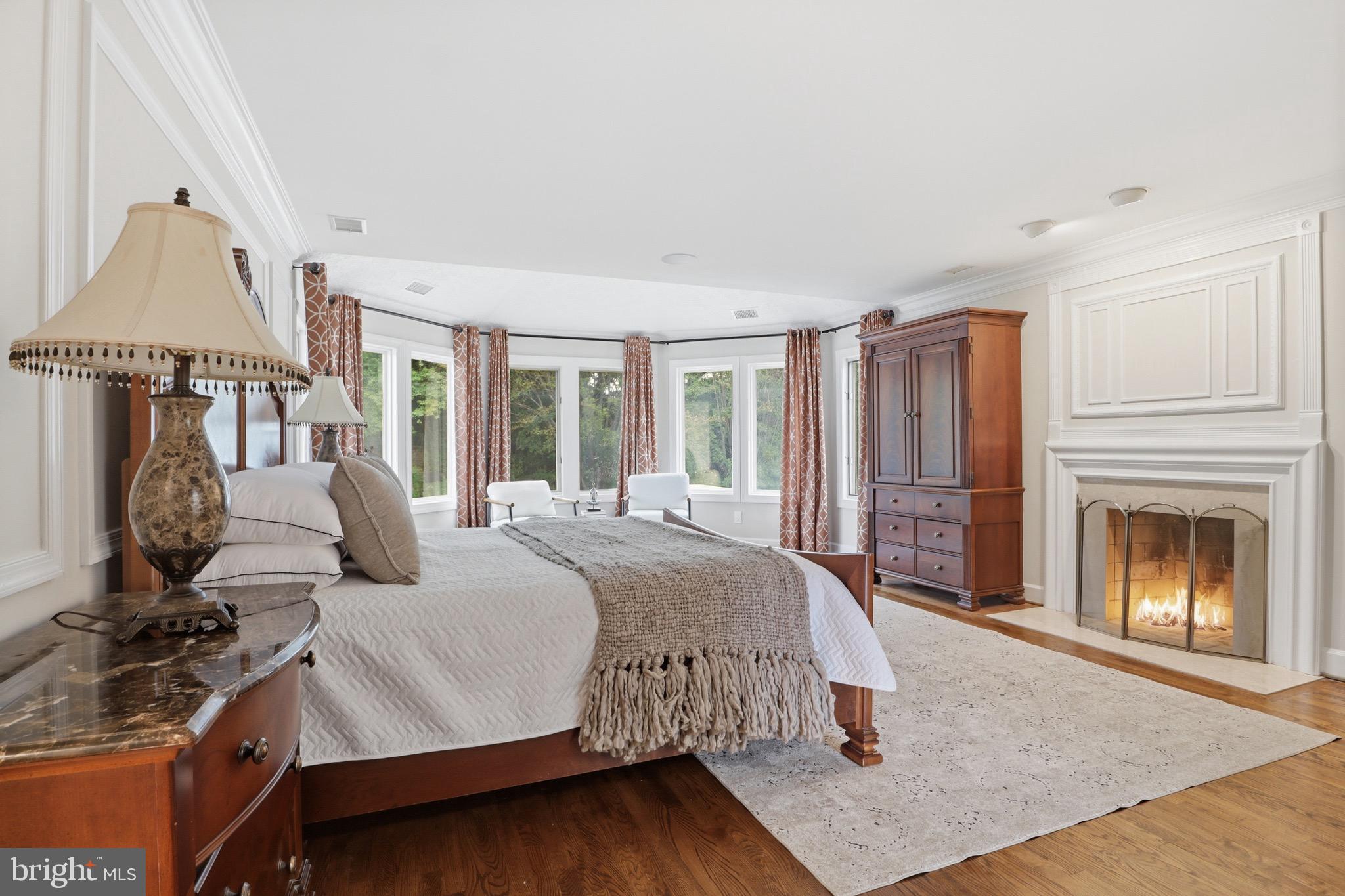 SADDLE RIDGE - Residential