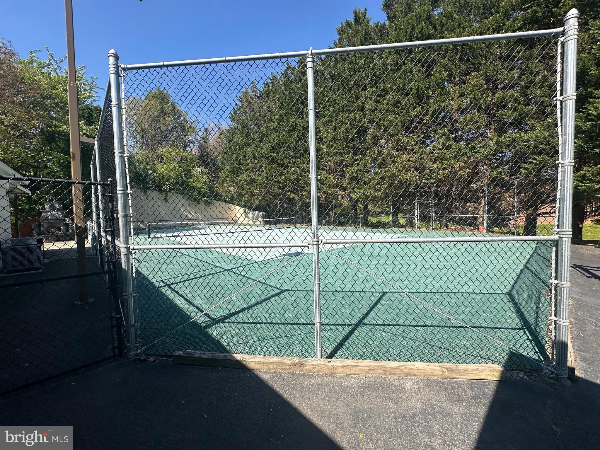 SADDLE RIDGE - Residential