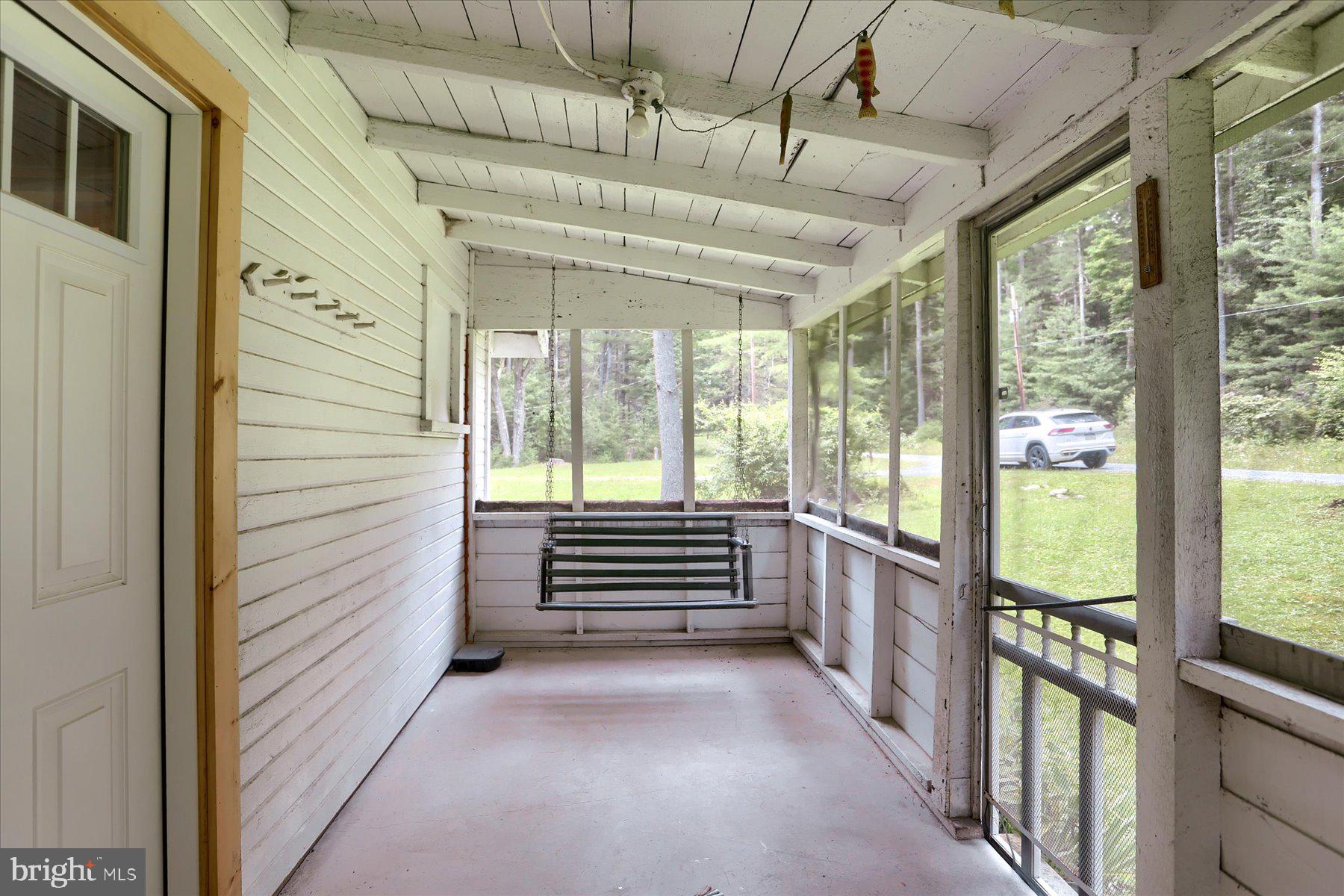 3122 LAUREL RUN ROAD