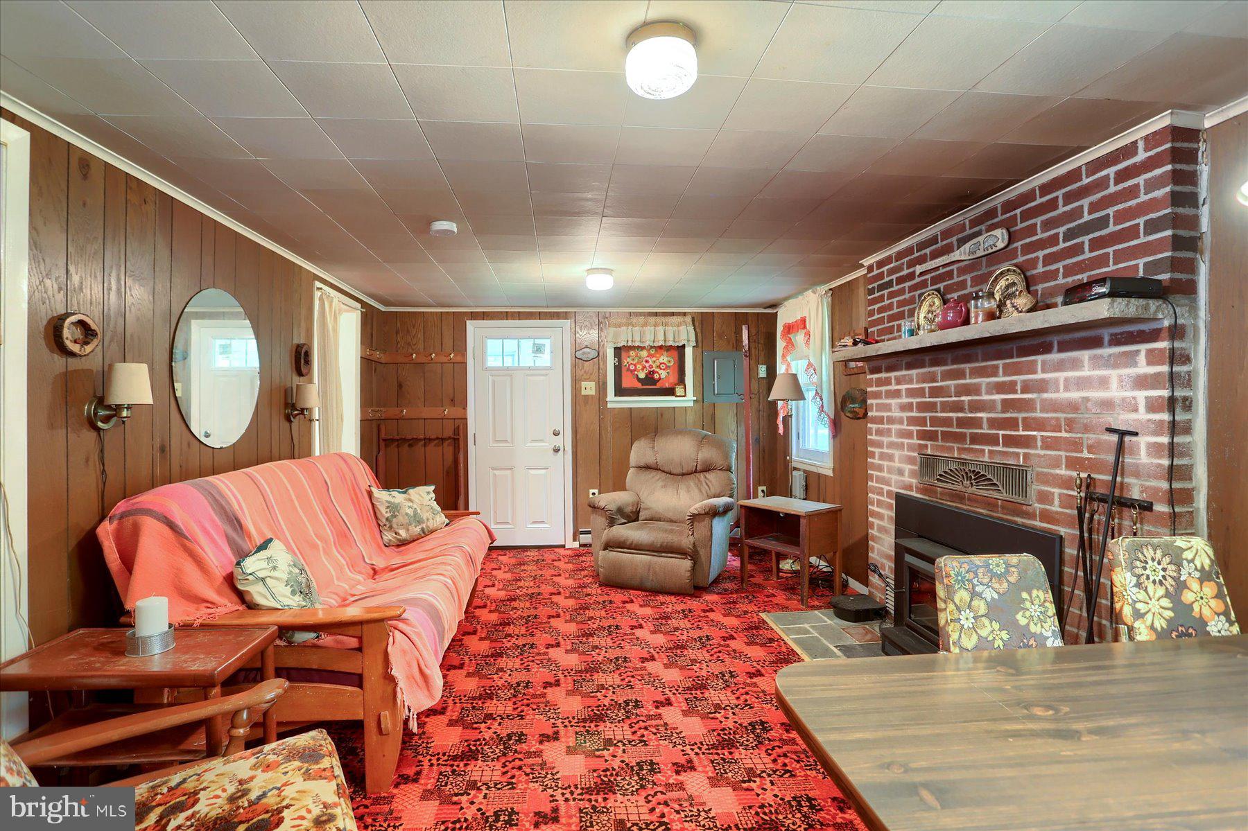 3122 LAUREL RUN ROAD