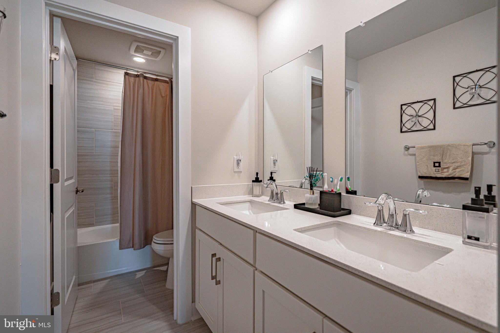 RESERVE AT WOODSIDE CREEK - Residential