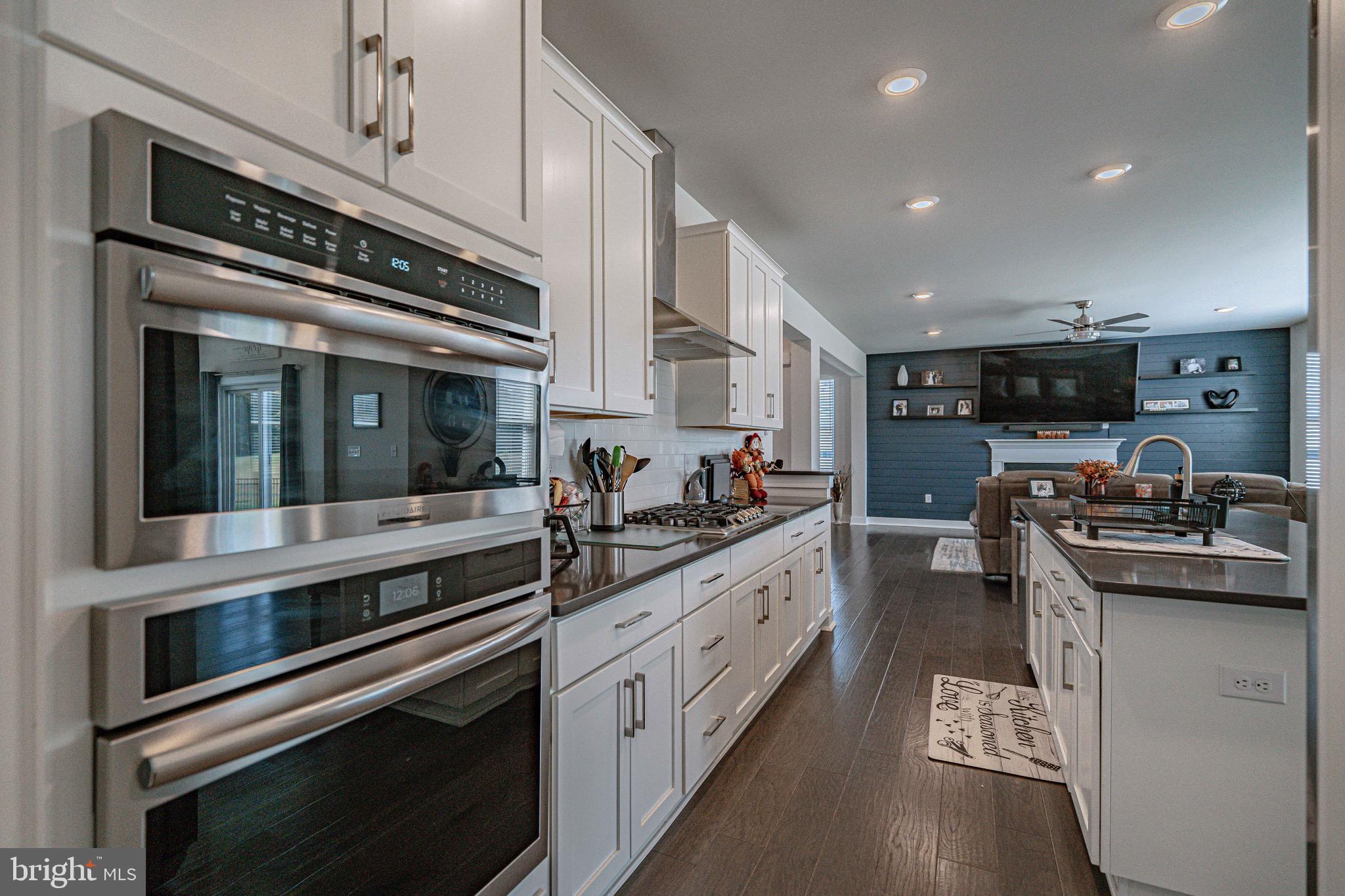 RESERVE AT WOODSIDE CREEK - Residential