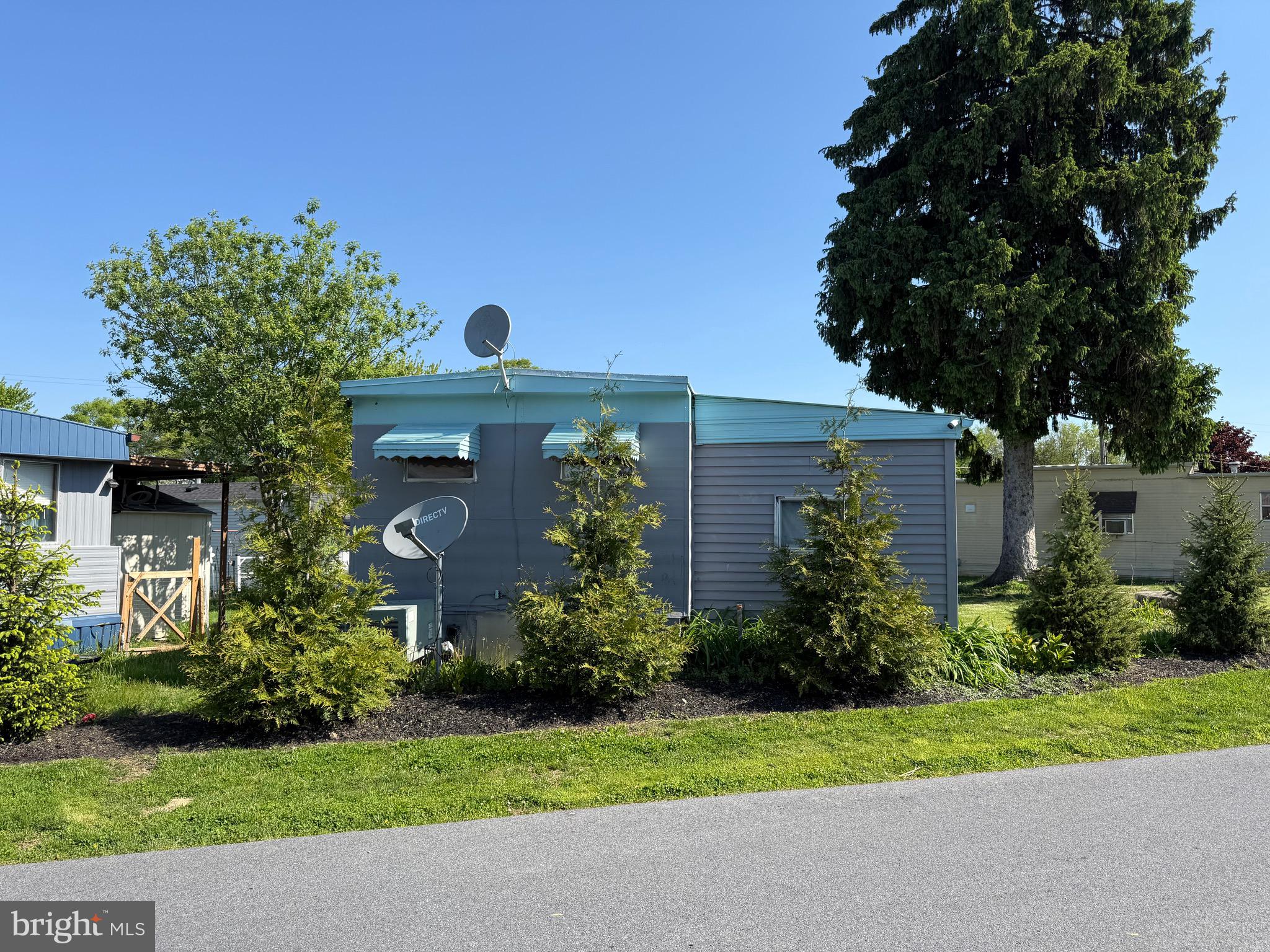 LINCOLN VILLAGE MH PARK - Residential