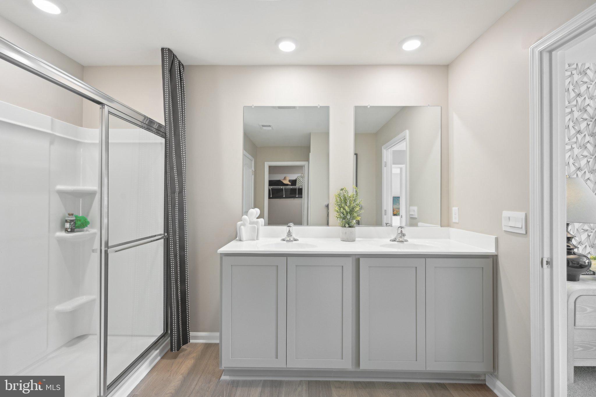 MAGNOLIA ESTATES - Residential