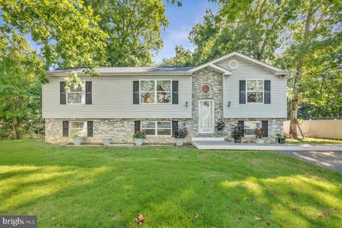 Homes For Sale - 12120 Long Wolf Lane<br/> LUSBY, MD 20657