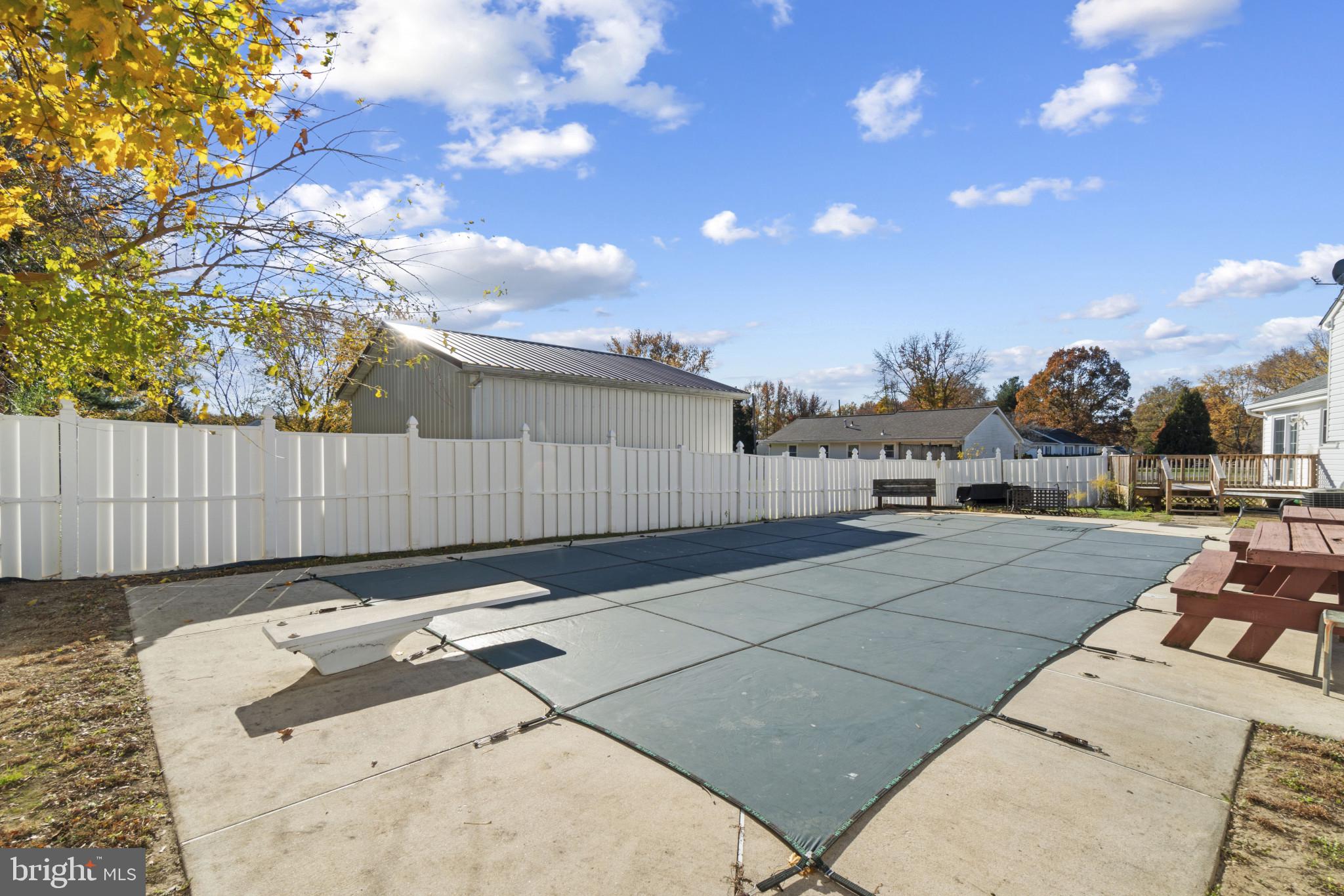 HARBOR VIEW - Residential