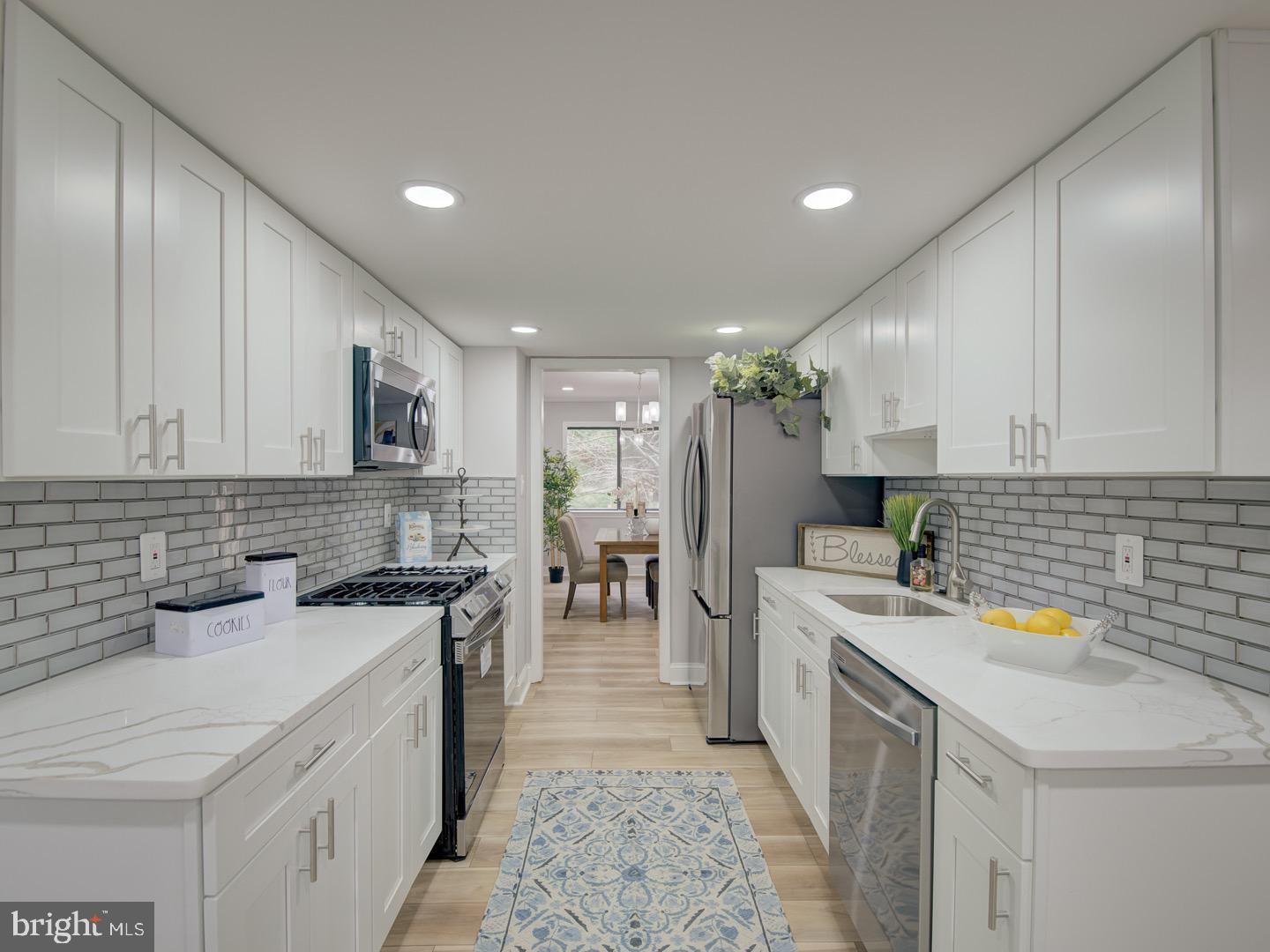 CHURCHILL TOWN SECTOR - Residential