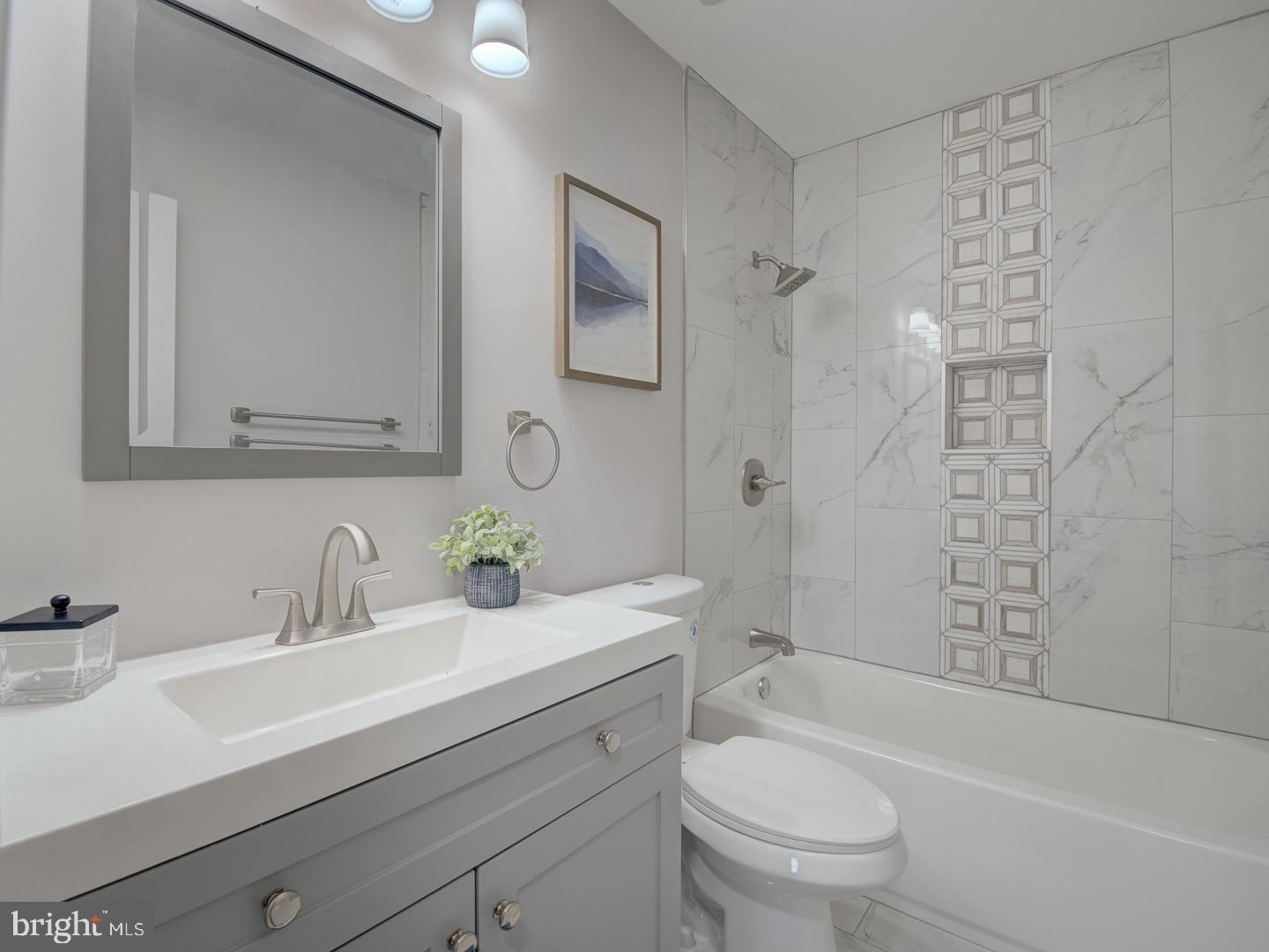 CHURCHILL TOWN SECTOR - Residential