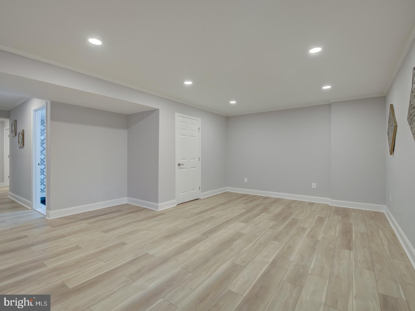 CHURCHILL TOWN SECTOR - Residential