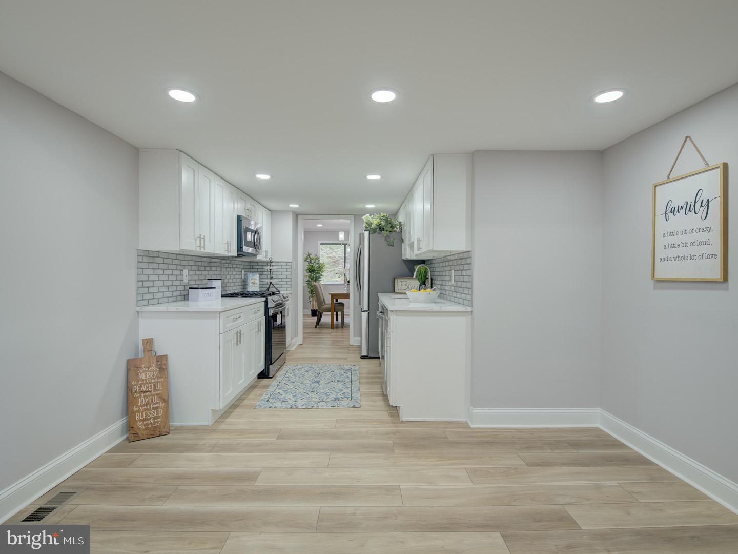 CHURCHILL TOWN SECTOR - Residential