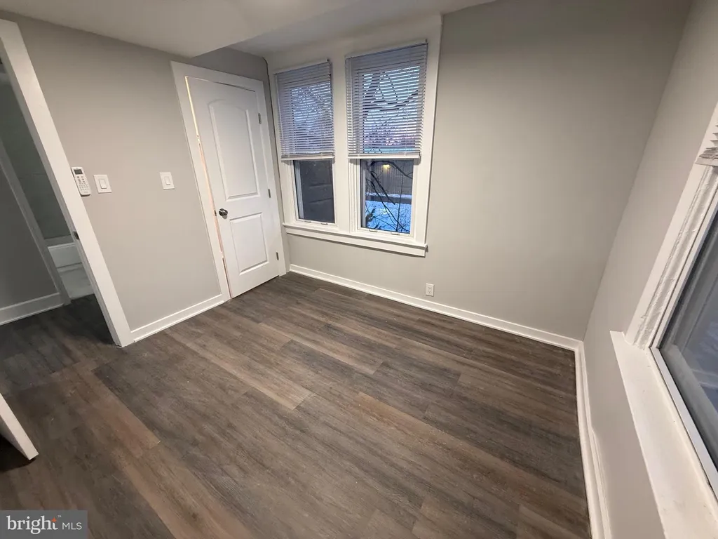 Additional image 9 of 212 Warren Street Unit 2, Beverly, NJ 08010