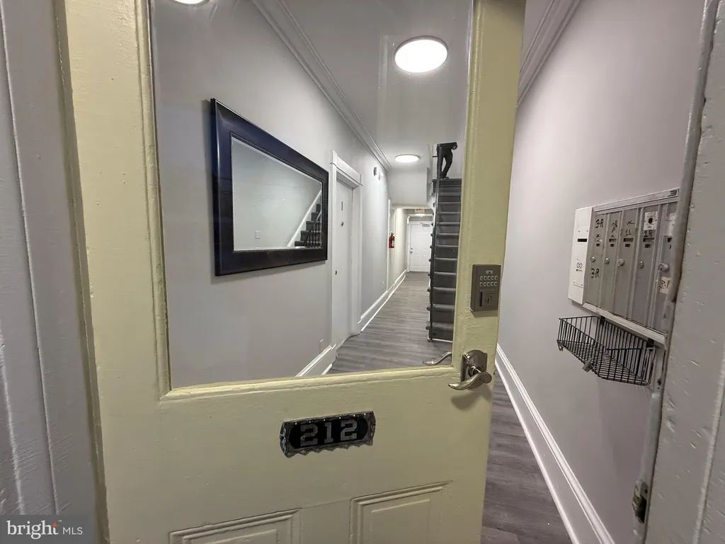 Additional image 12 of 212 Warren Street Unit 2, Beverly, NJ 08010