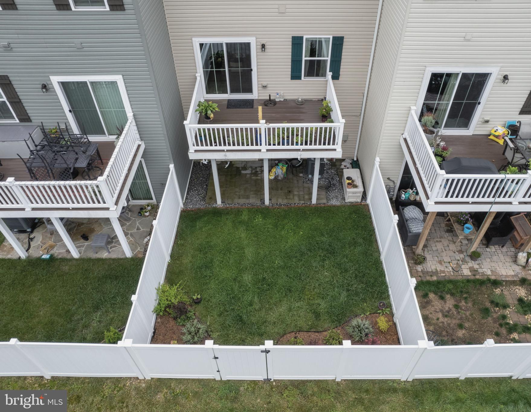 LAKE FREDERICK - Residential