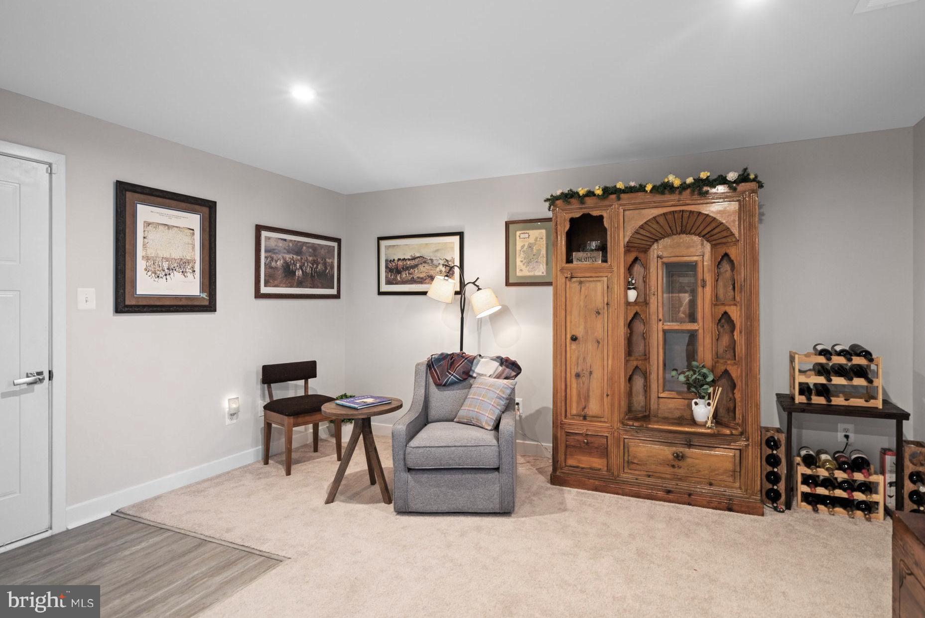 LAKE FREDERICK - Residential