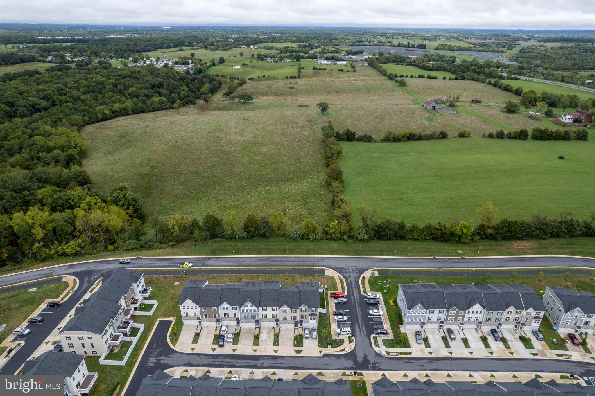 LAKE FREDERICK - Residential
