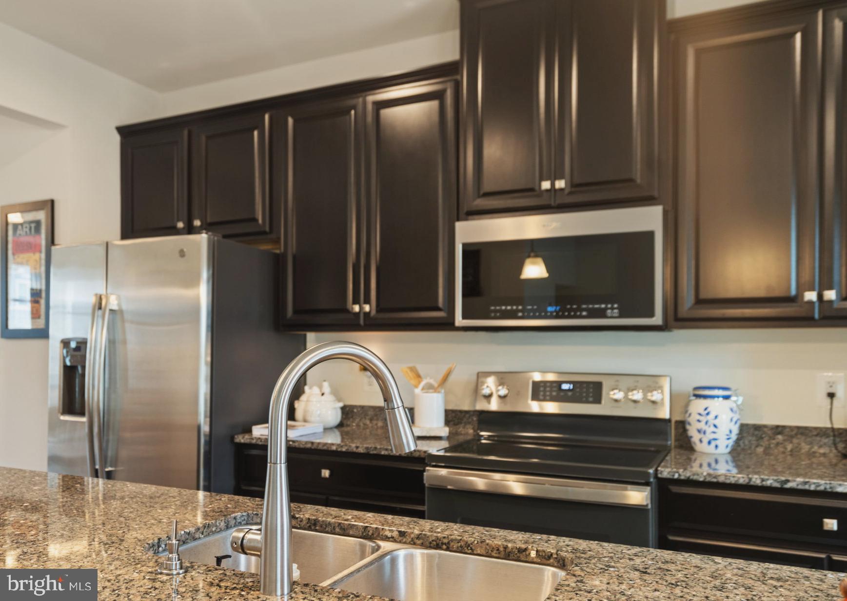 LAKE FREDERICK - Residential