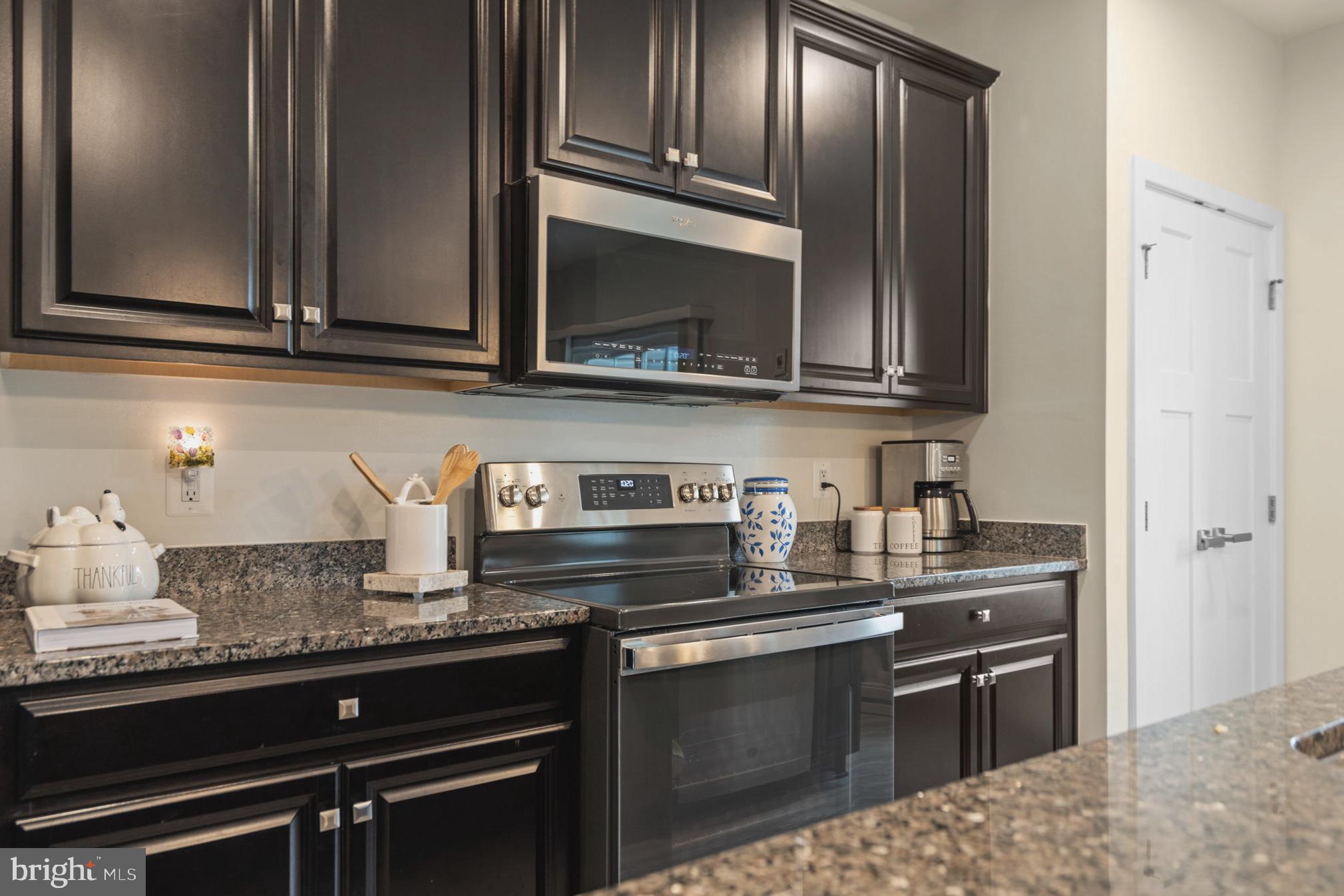 LAKE FREDERICK - Residential