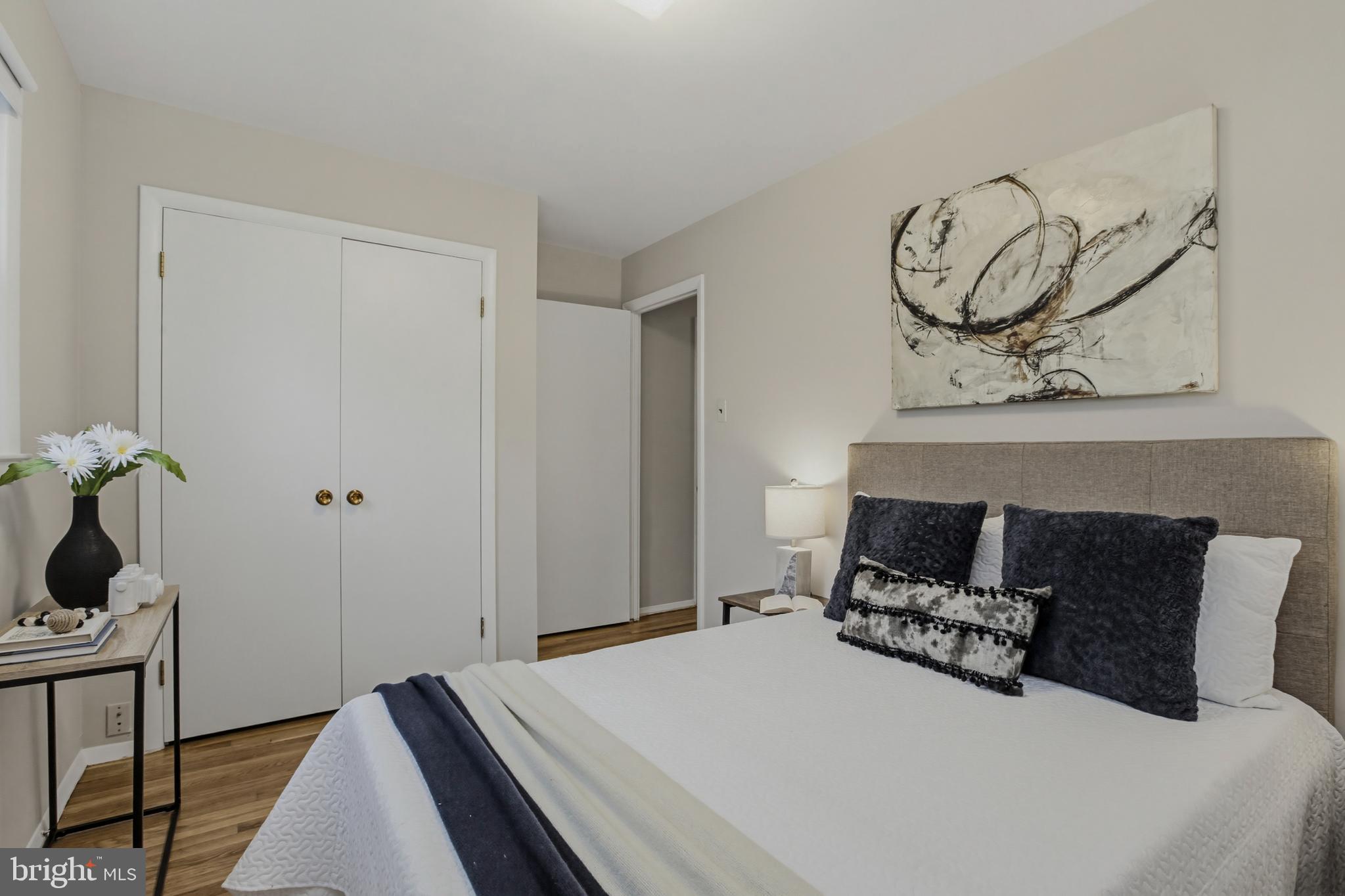 HUNGERFORD - Residential