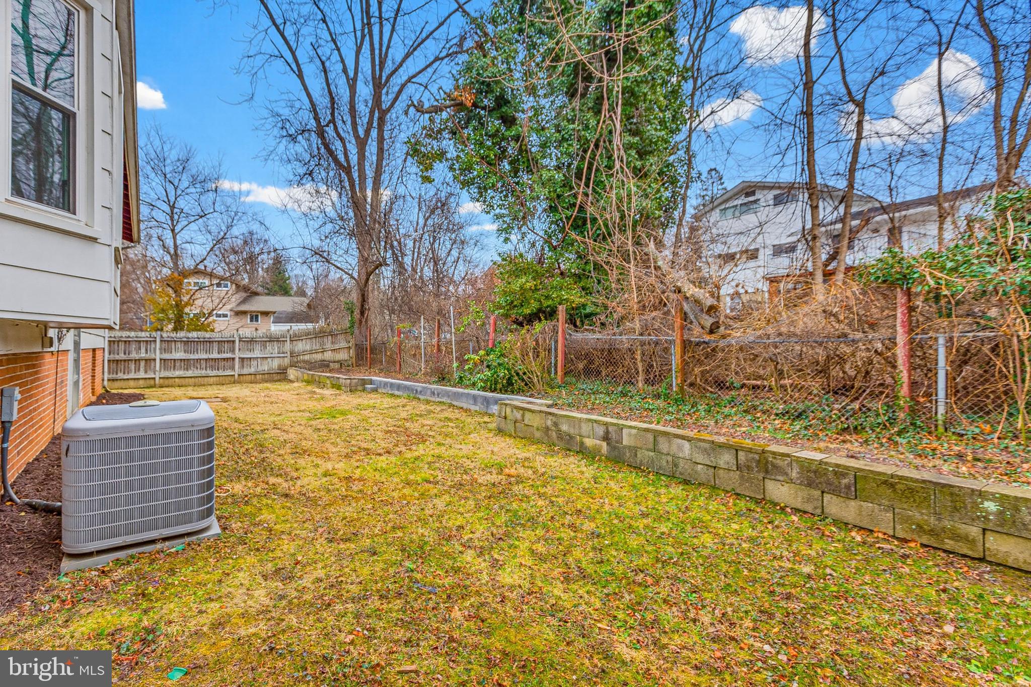 HUNGERFORD - Residential