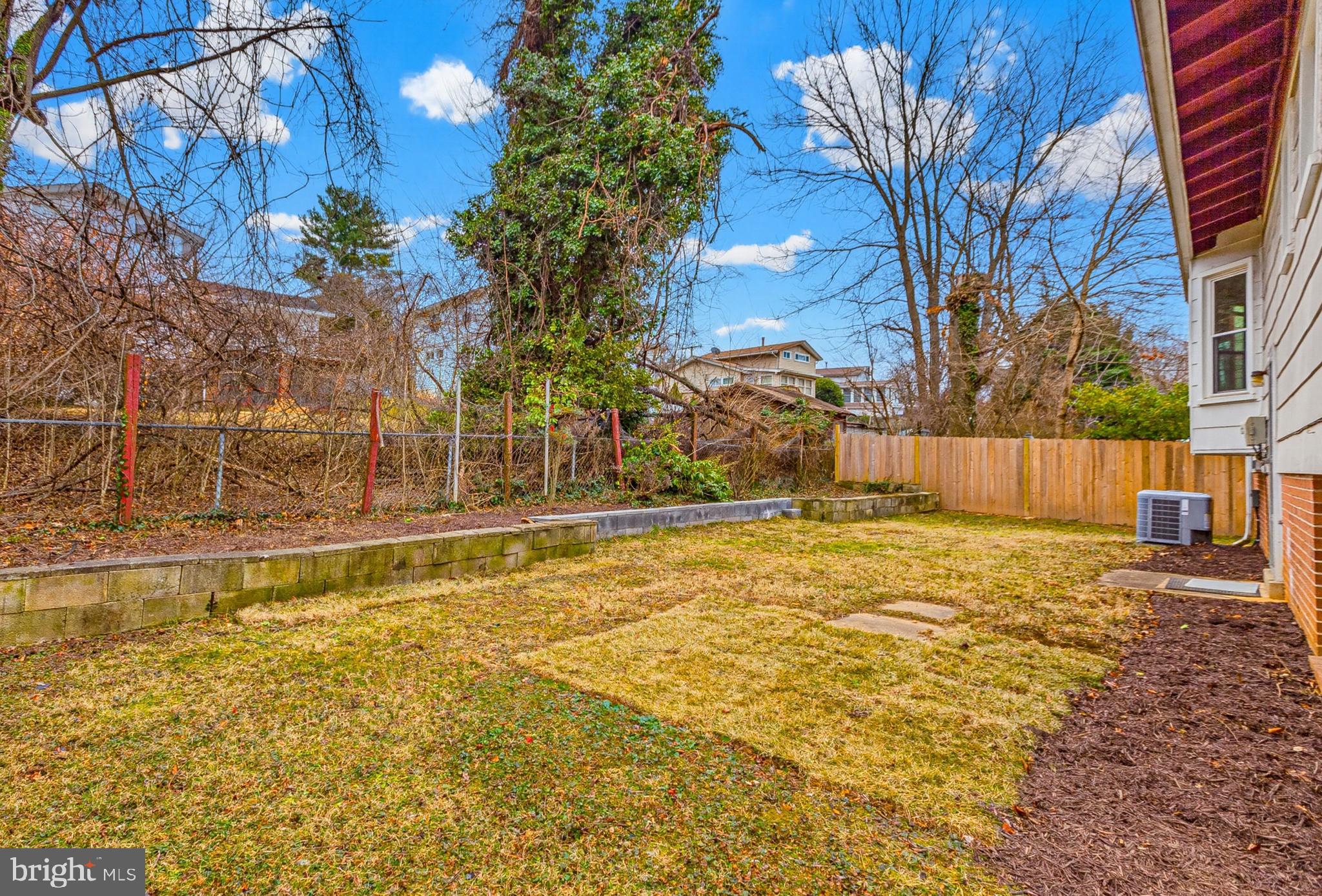 HUNGERFORD - Residential