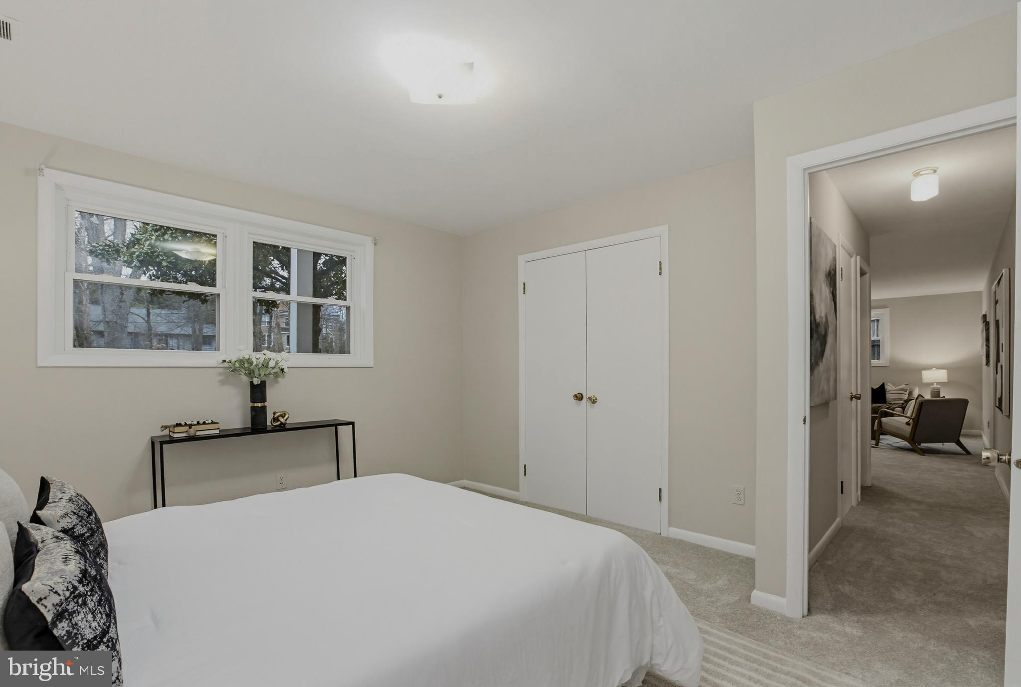 HUNGERFORD - Residential