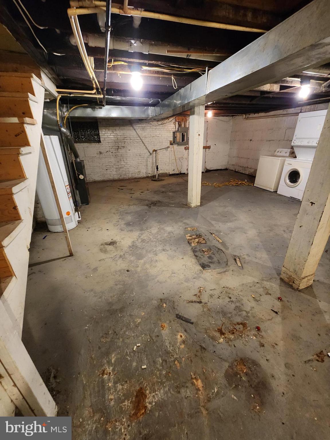 WEST BALTIMORE - Residential