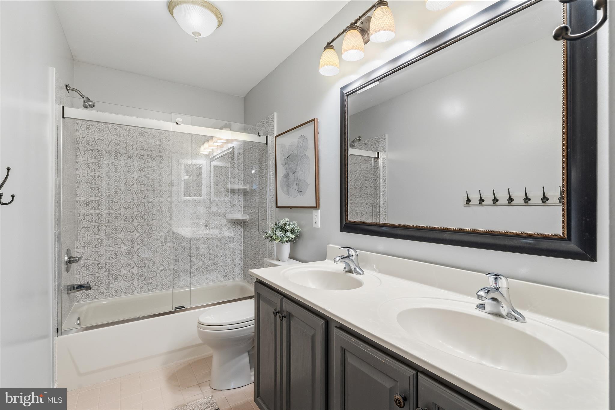 MANORWOOD - Residential