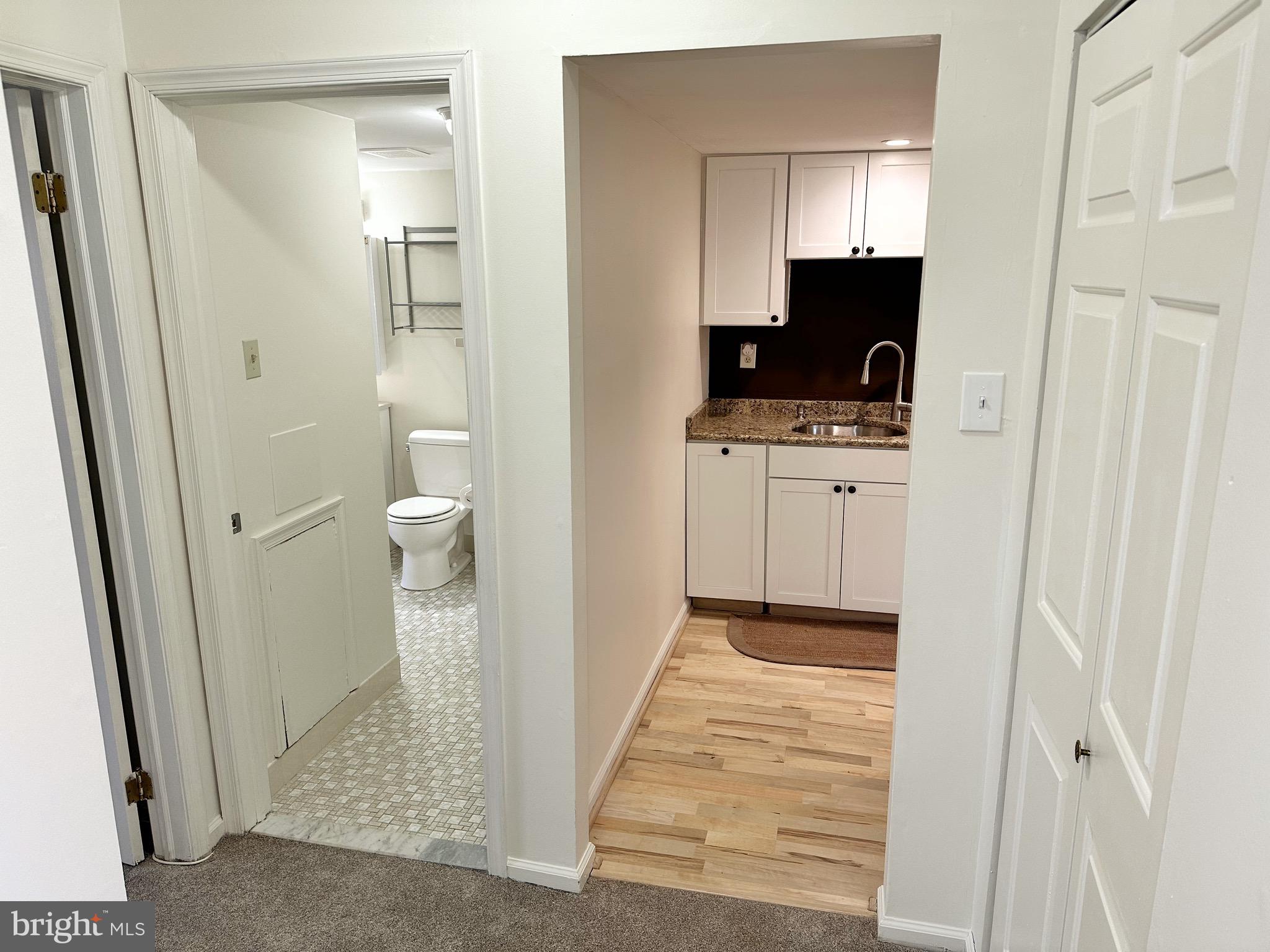 HERMITAGE - Residential Lease