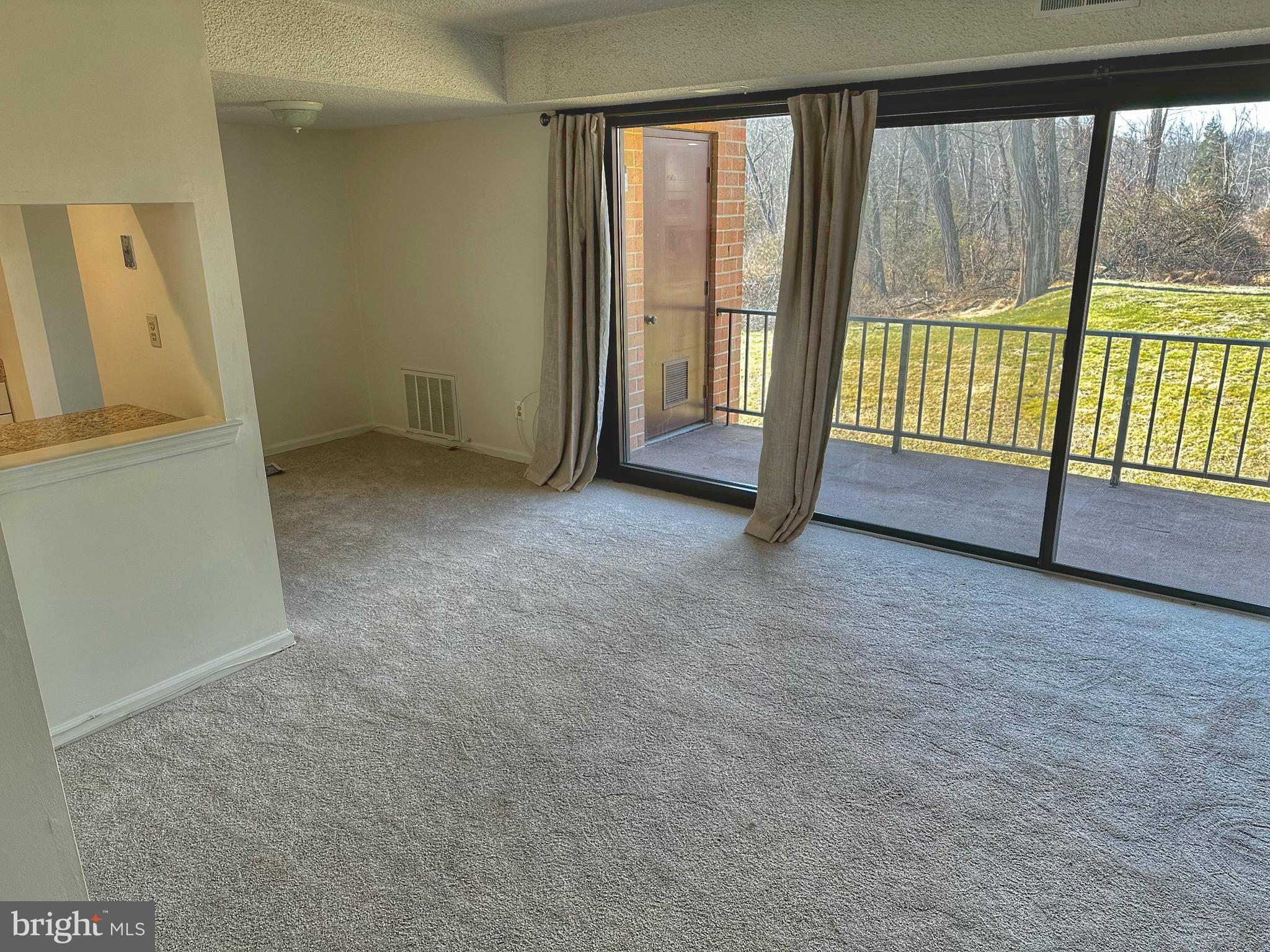 HERMITAGE - Residential Lease