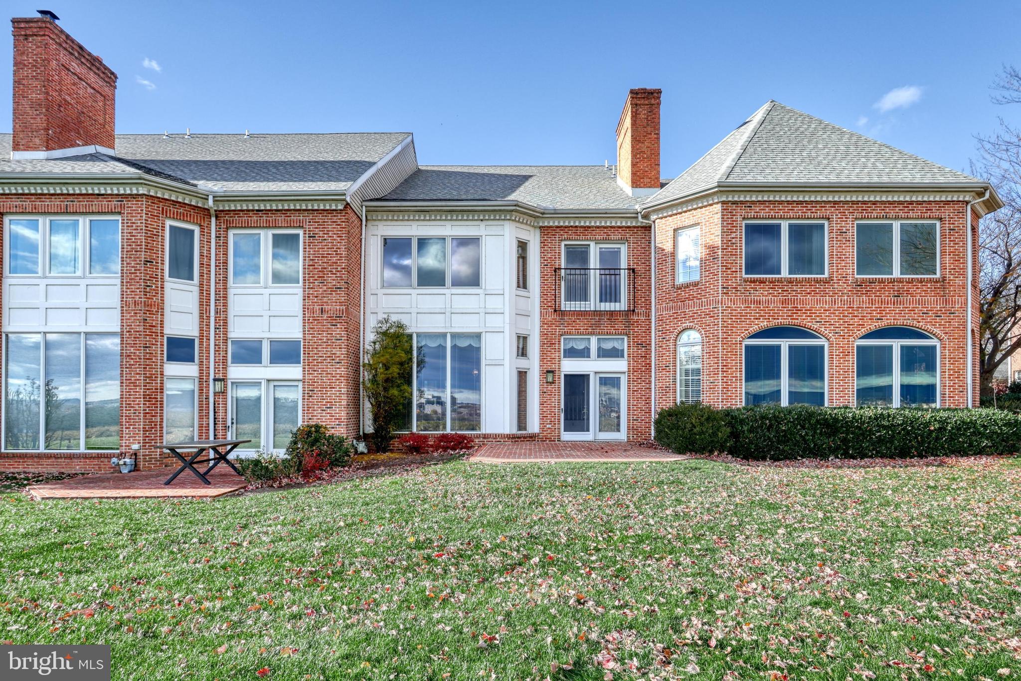 BRIDGEPORT - Residential