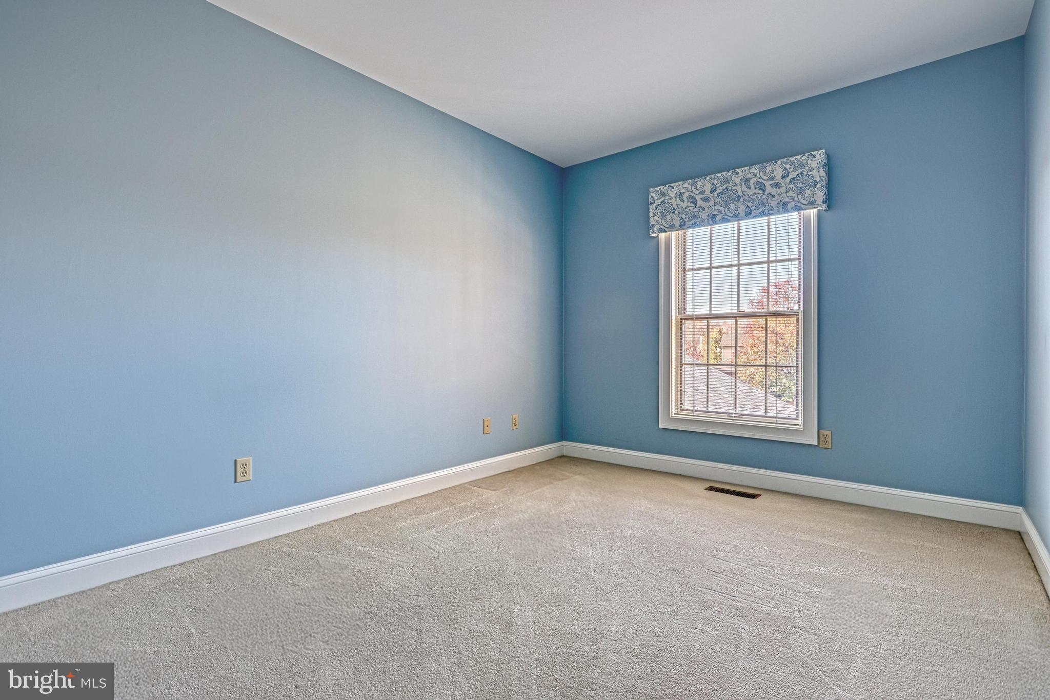 BRIDGEPORT - Residential