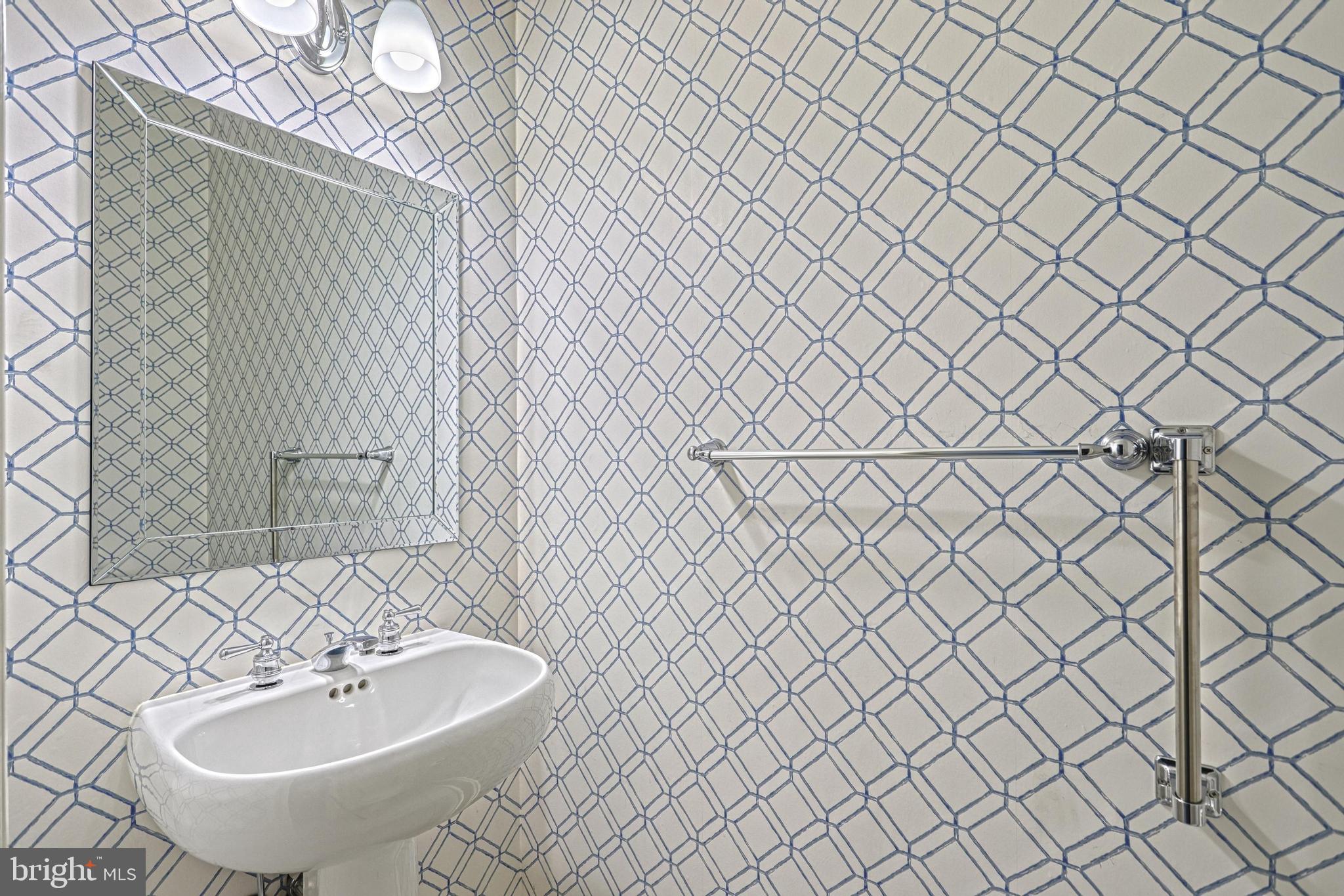 BRIDGEPORT - Residential