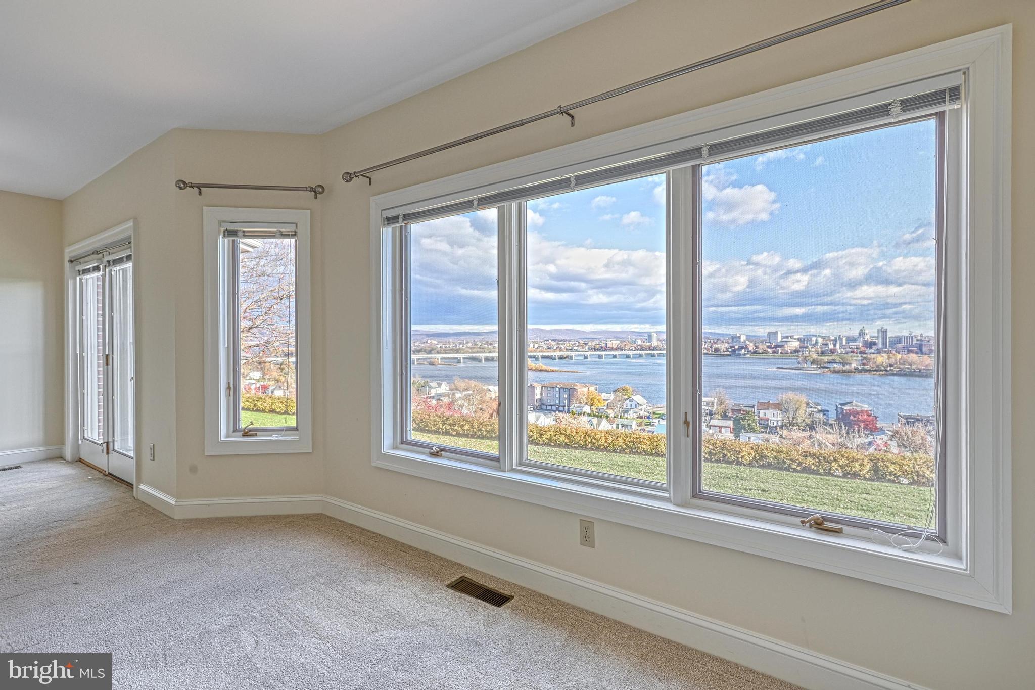 BRIDGEPORT - Residential