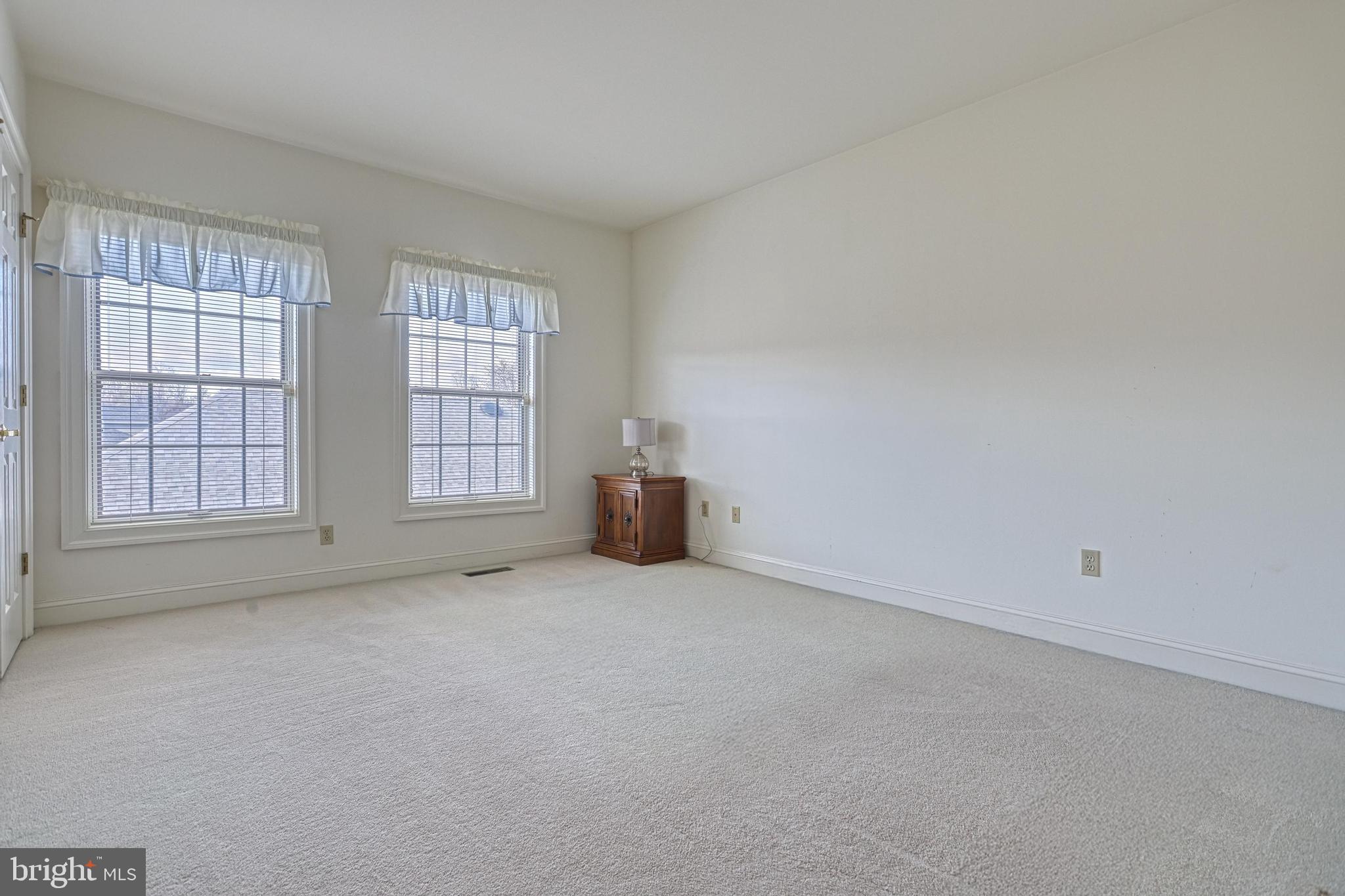 BRIDGEPORT - Residential