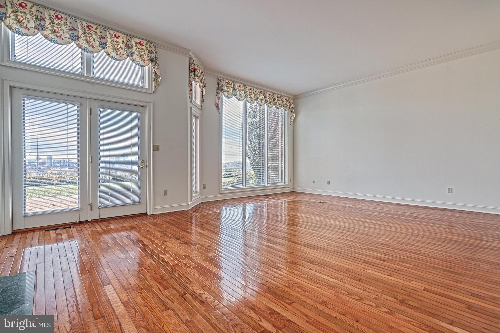 BRIDGEPORT - Residential