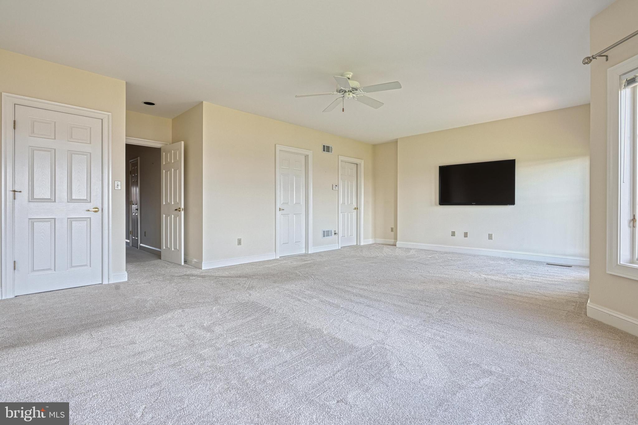 BRIDGEPORT - Residential