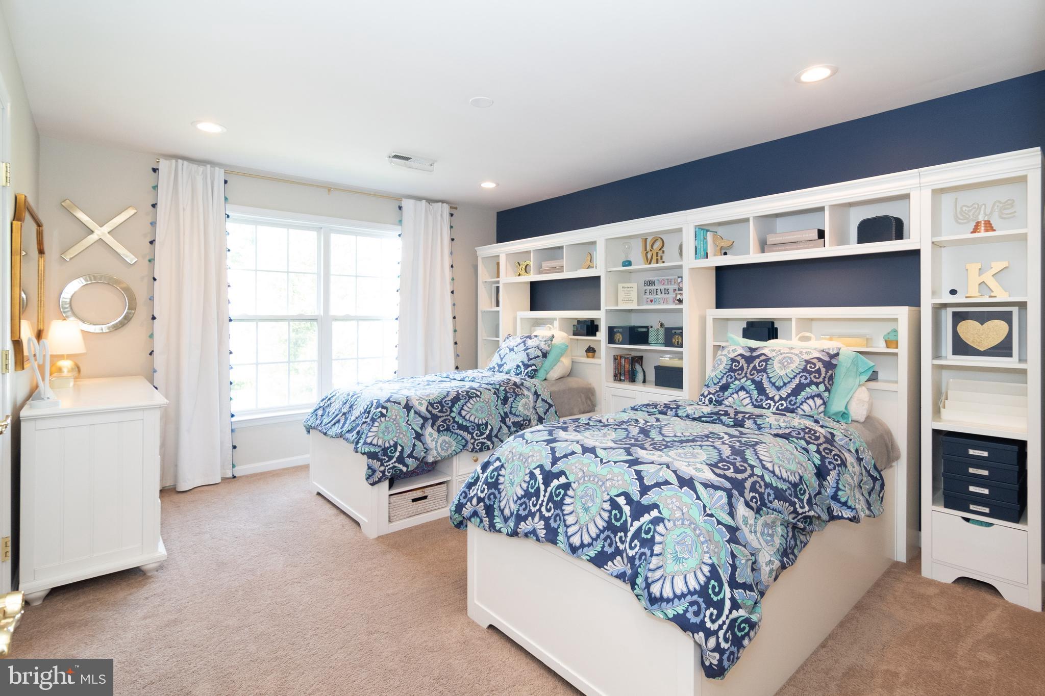 AUTUMN VIEW - Residential