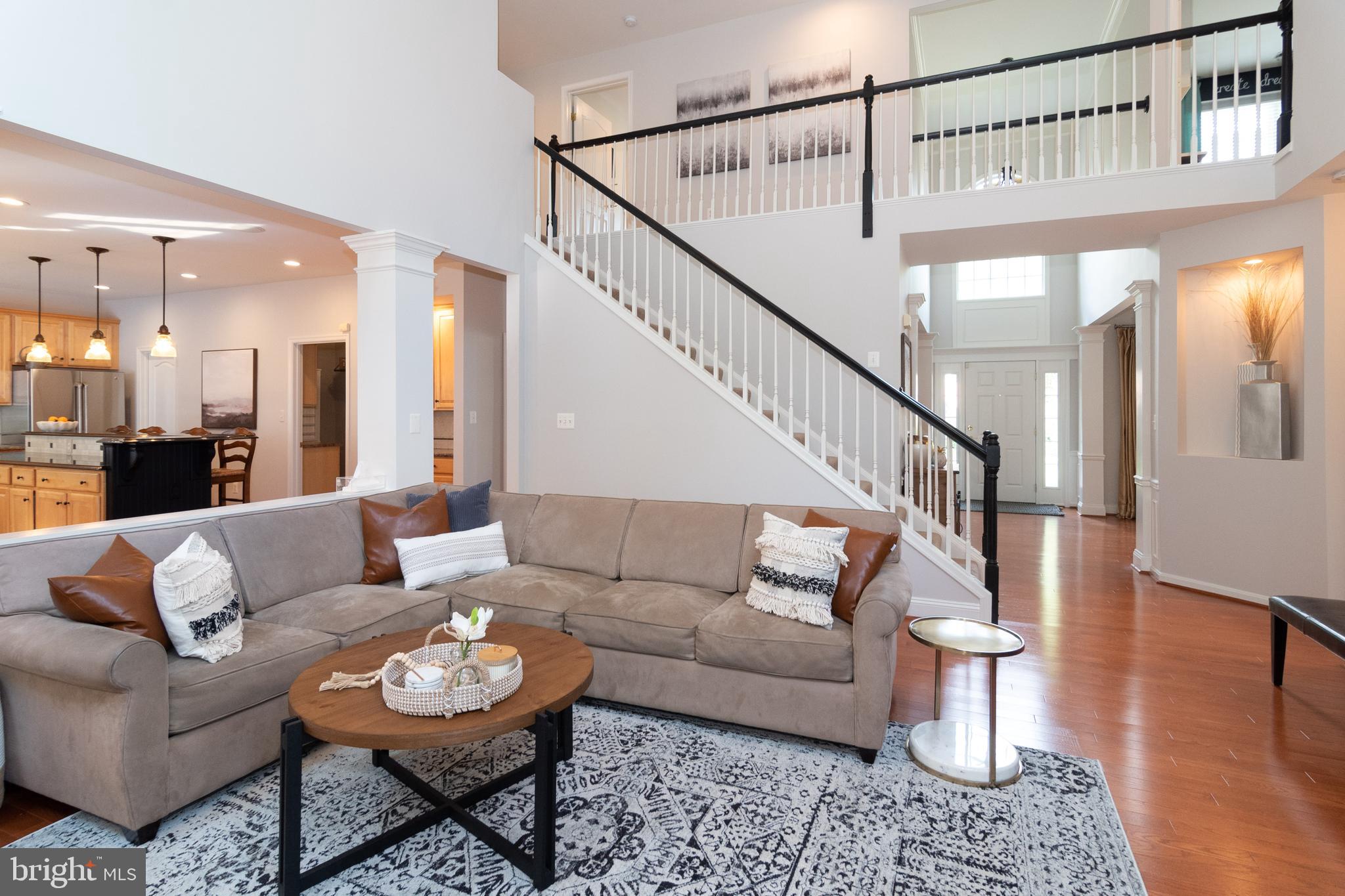 AUTUMN VIEW - Residential