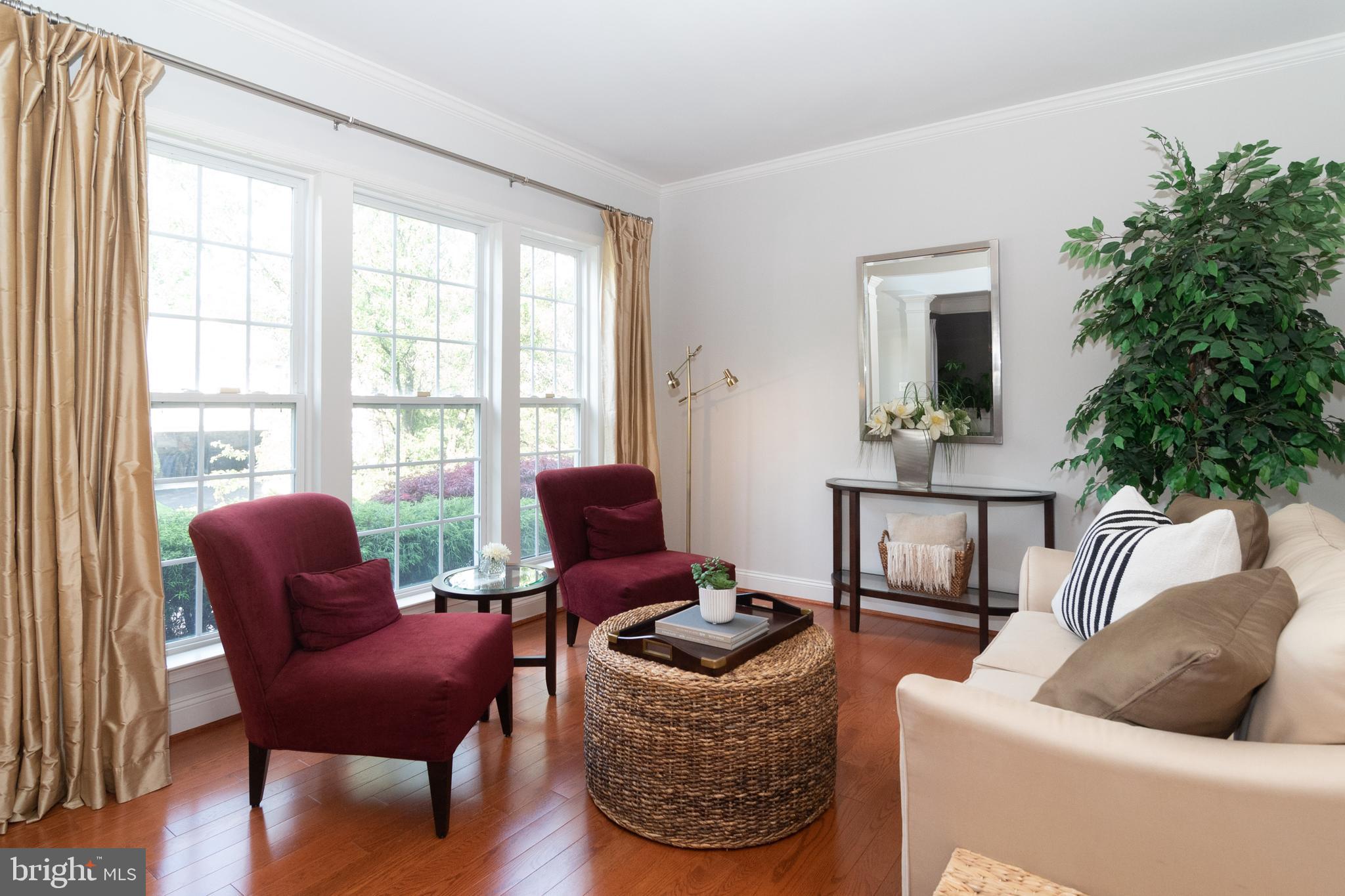 AUTUMN VIEW - Residential