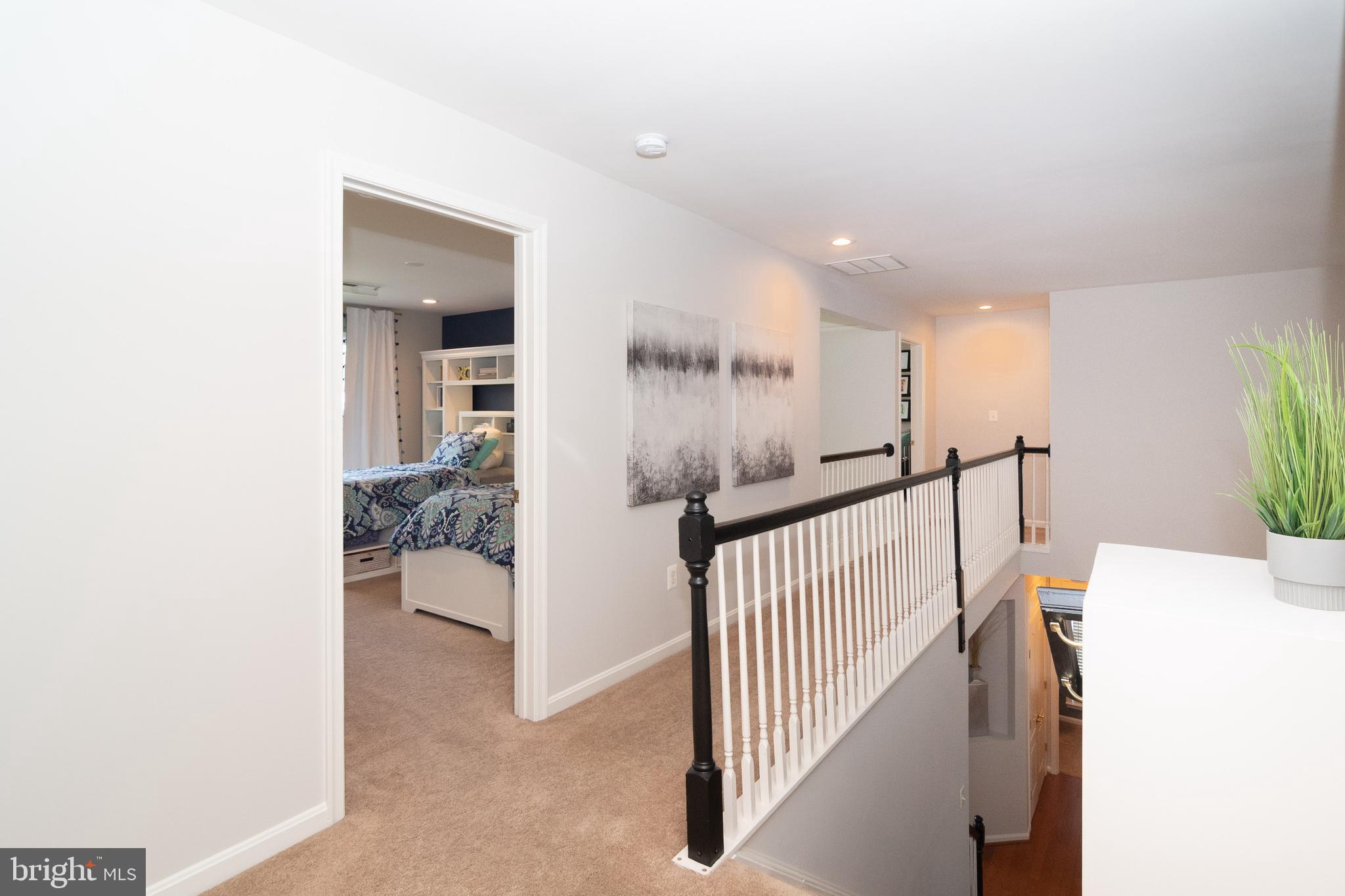 AUTUMN VIEW - Residential