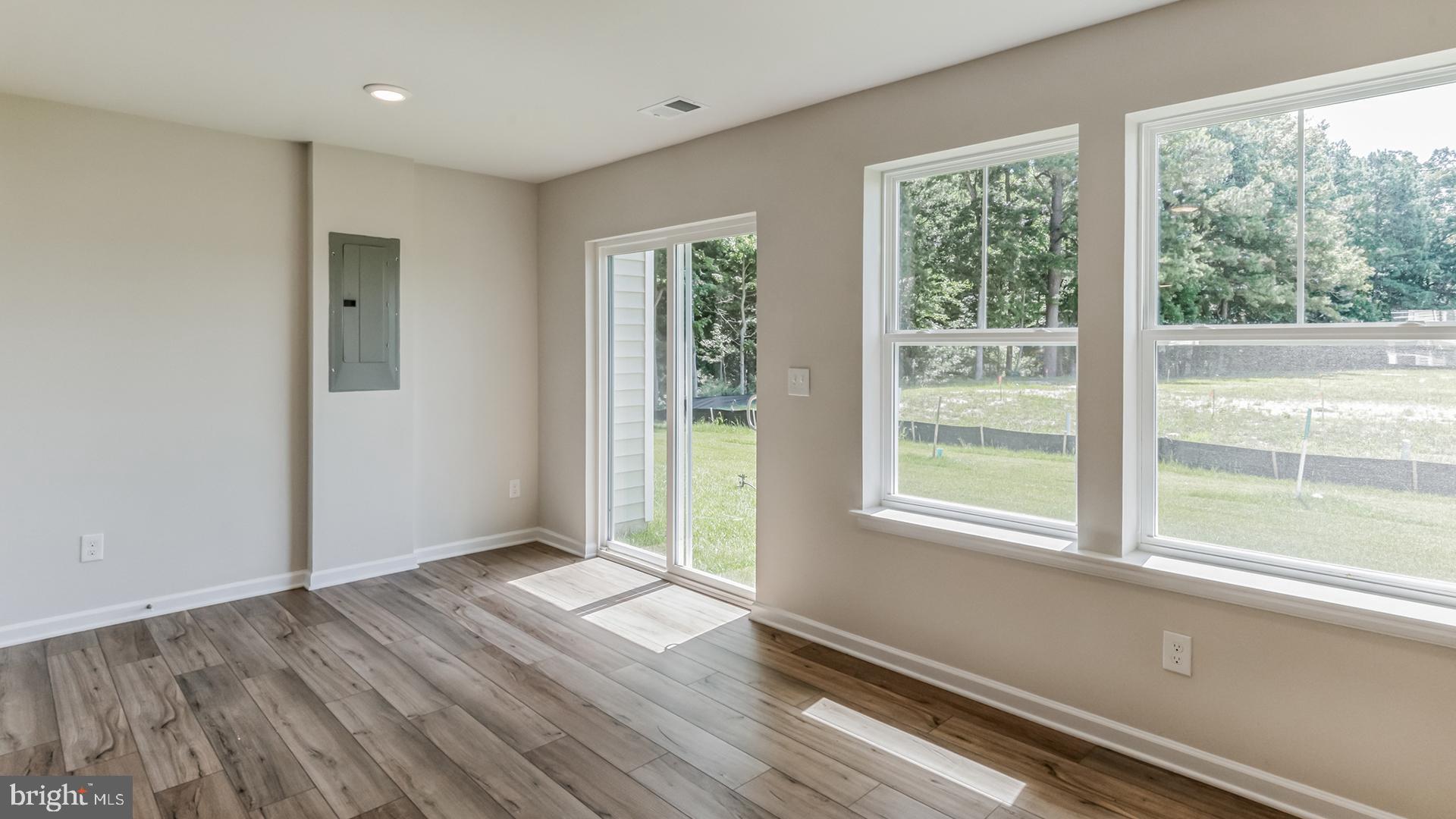 PINTAIL LANDING - Residential