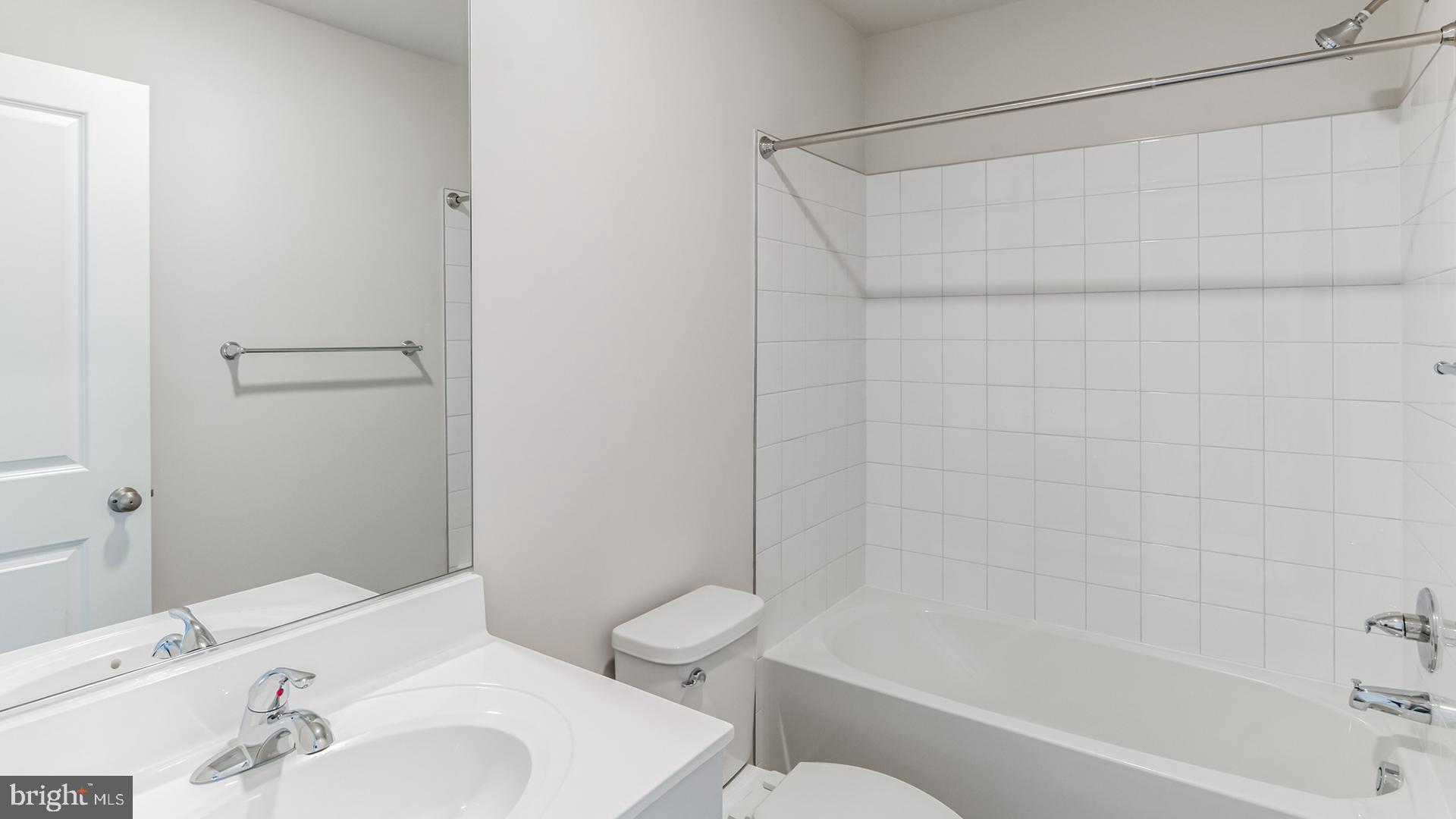 PINTAIL LANDING - Residential