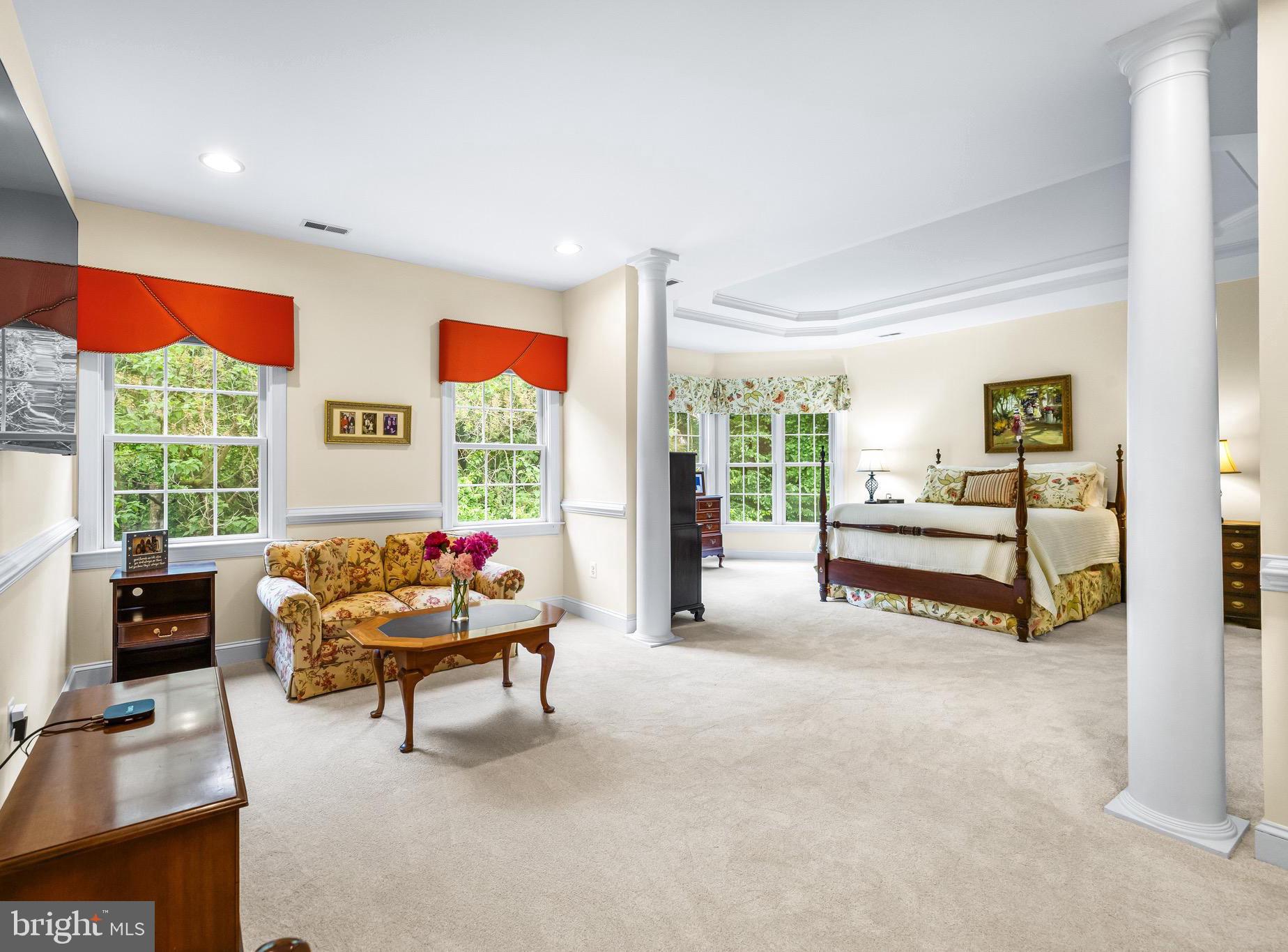 JENIFER RIDGE - Residential