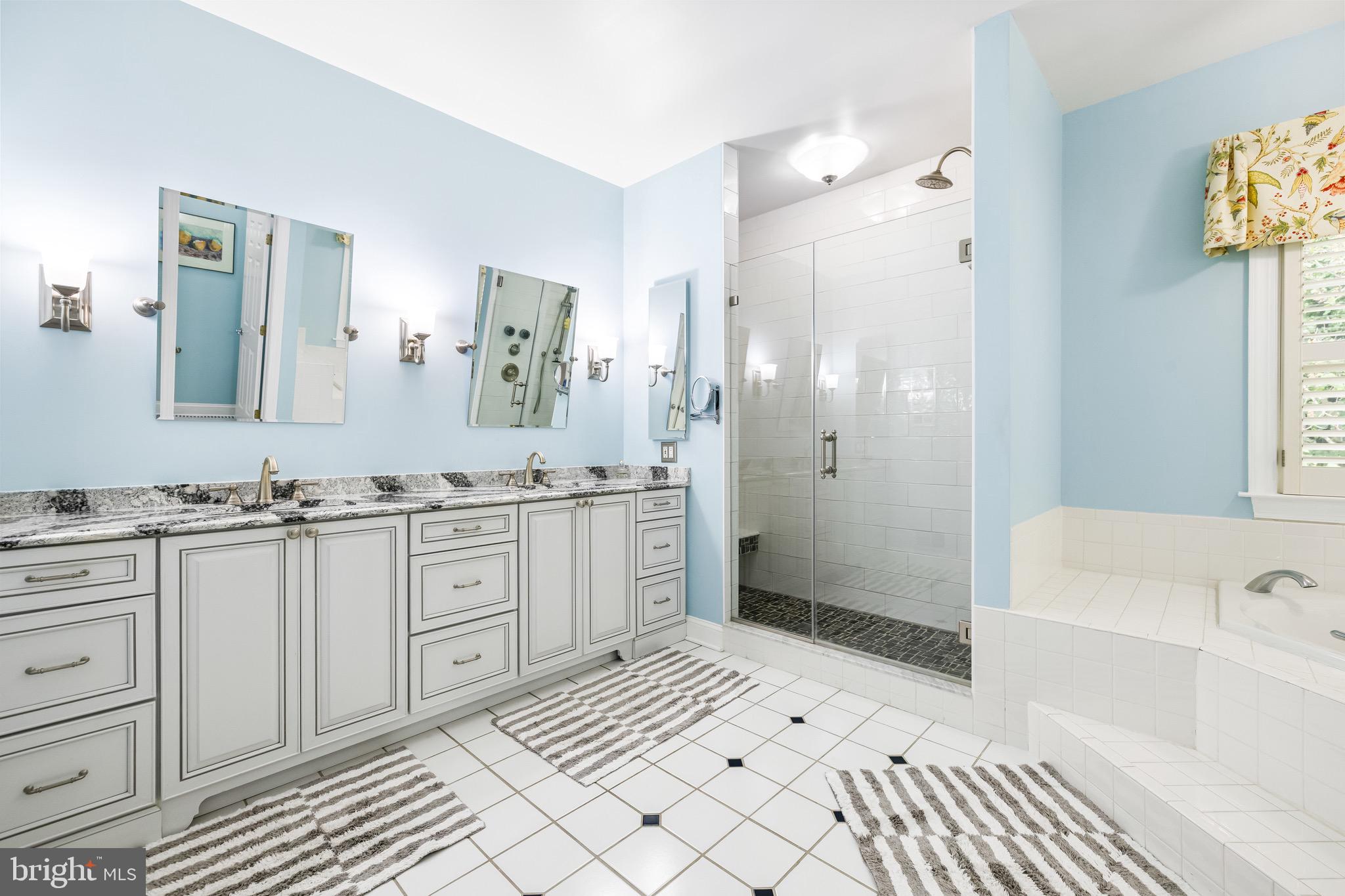 JENIFER RIDGE - Residential