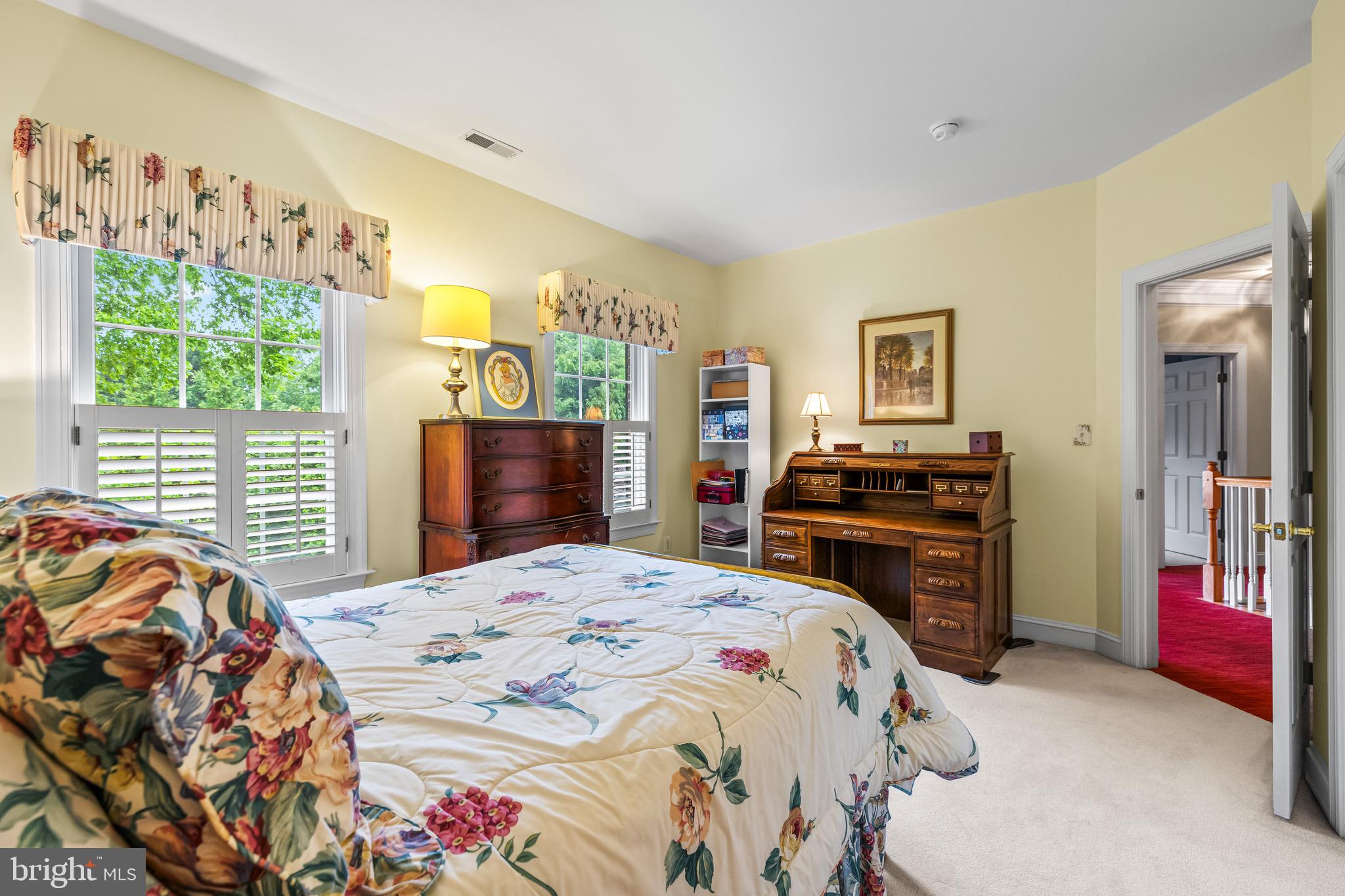 JENIFER RIDGE - Residential