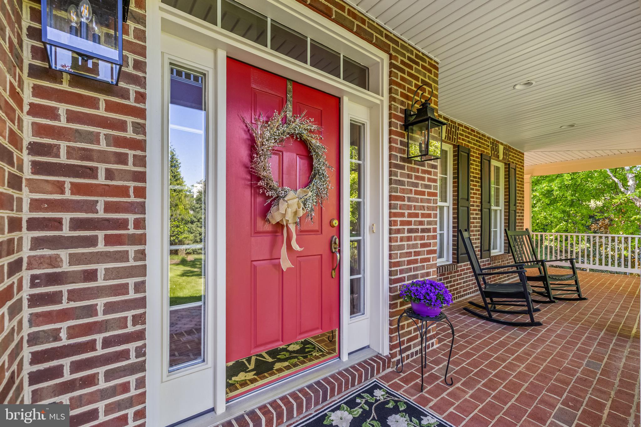 2 SEDGEHILL COURT