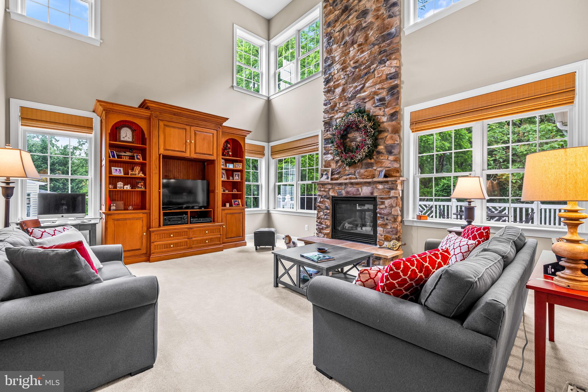 JENIFER RIDGE - Residential