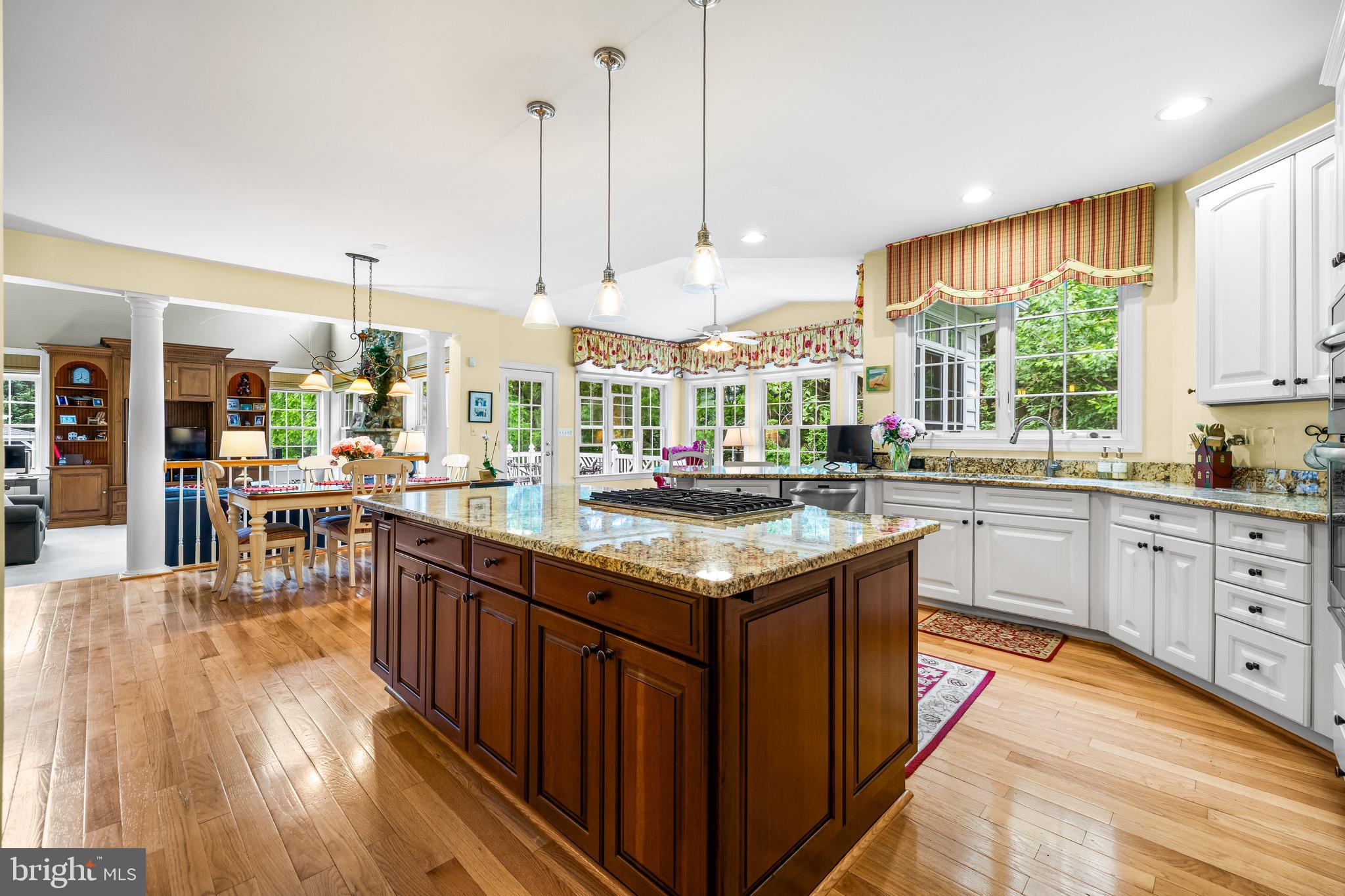 JENIFER RIDGE - Residential