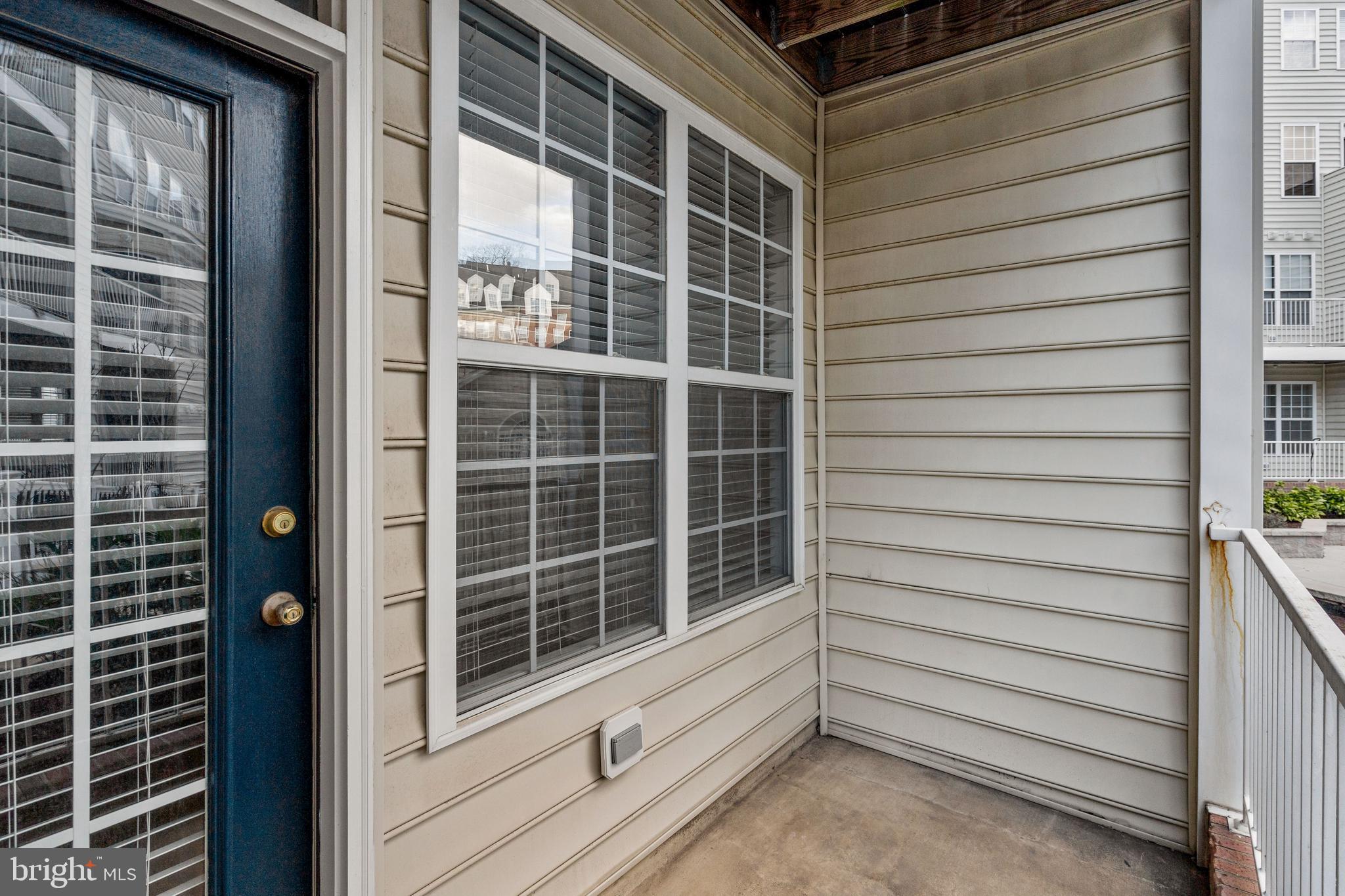 WESTBRIAR PLAZA - Residential Lease